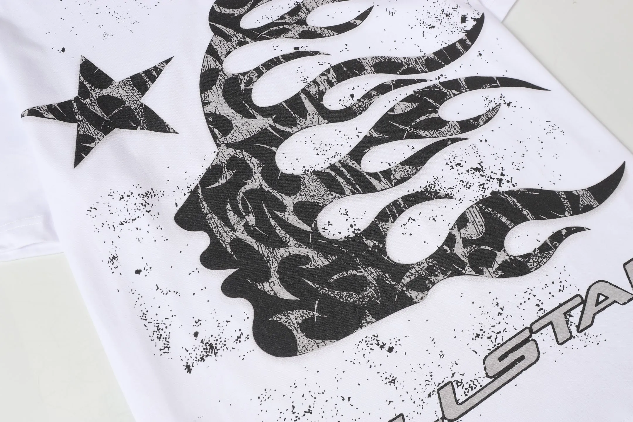 P108 Real-stock Hellstar Cross-border European and American style, street brand pure cotton T-shirt Fabric (fabric): 32 pieces of 240g heavy combed double yarn pure cotton Size (size): S-M- L- X L Color (colour): white/apricot 👉