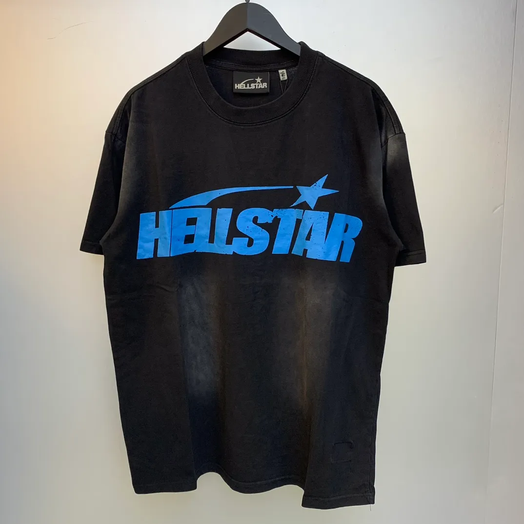 P126 Hellstar Studios Classic Blue Logo Short Sleeve Tee Shirt Washed Black Short Sleeve T-shirt The new hot beauty trend Hellstar!  Standard beauty and trendy workmanship, original customization (fabric, pattern, printing, hang tag, main mark, etc.), exaggerated style, explosive style, dare to break through tradition, bring adventurous new fashion experience!   YoungBoy, the most popular rapper in the youth circle, has shot a lot of models for him, and celebrities such as Dababy and Swae Lee frequently get dressed!  color: black Size: S, M, L, XL
