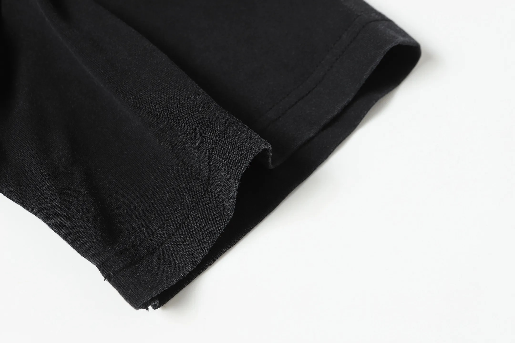 P122 Hellstar Cross-border European and American style street brand pure cotton T-shirt Fabric (fabric): 32 counts of 250g washed combed double yarn pure cotton Size (size): S-M- L- X L Color (colour): Washed black