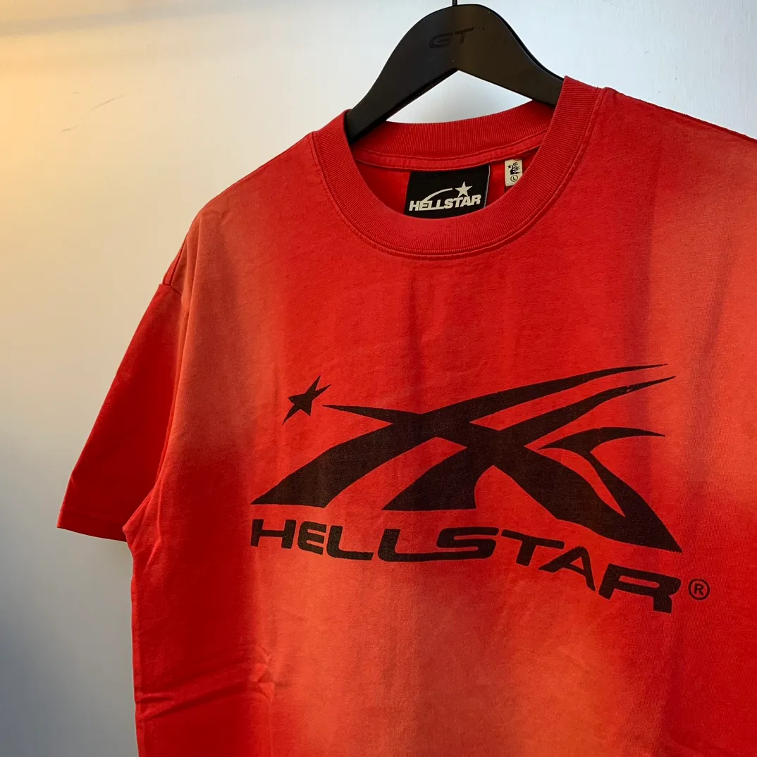 P126 Hellstar Studios Classic Short Sleeve Tee Shirt T-shirt Short Sleeve The new hot beauty trend Hellstar!  Standard beauty and trendy workmanship, original customization (fabric, pattern, printing, hang tag, main mark, etc.), exaggerated style, explosive style, dare to break through tradition, bring adventurous new fashion experience!   YoungBoy, the most popular rapper in the youth circle, has shot a lot of models for him, and celebrities such as Dababy and Swae Lee frequently get dressed!  color: red Size: S, M, L, XL