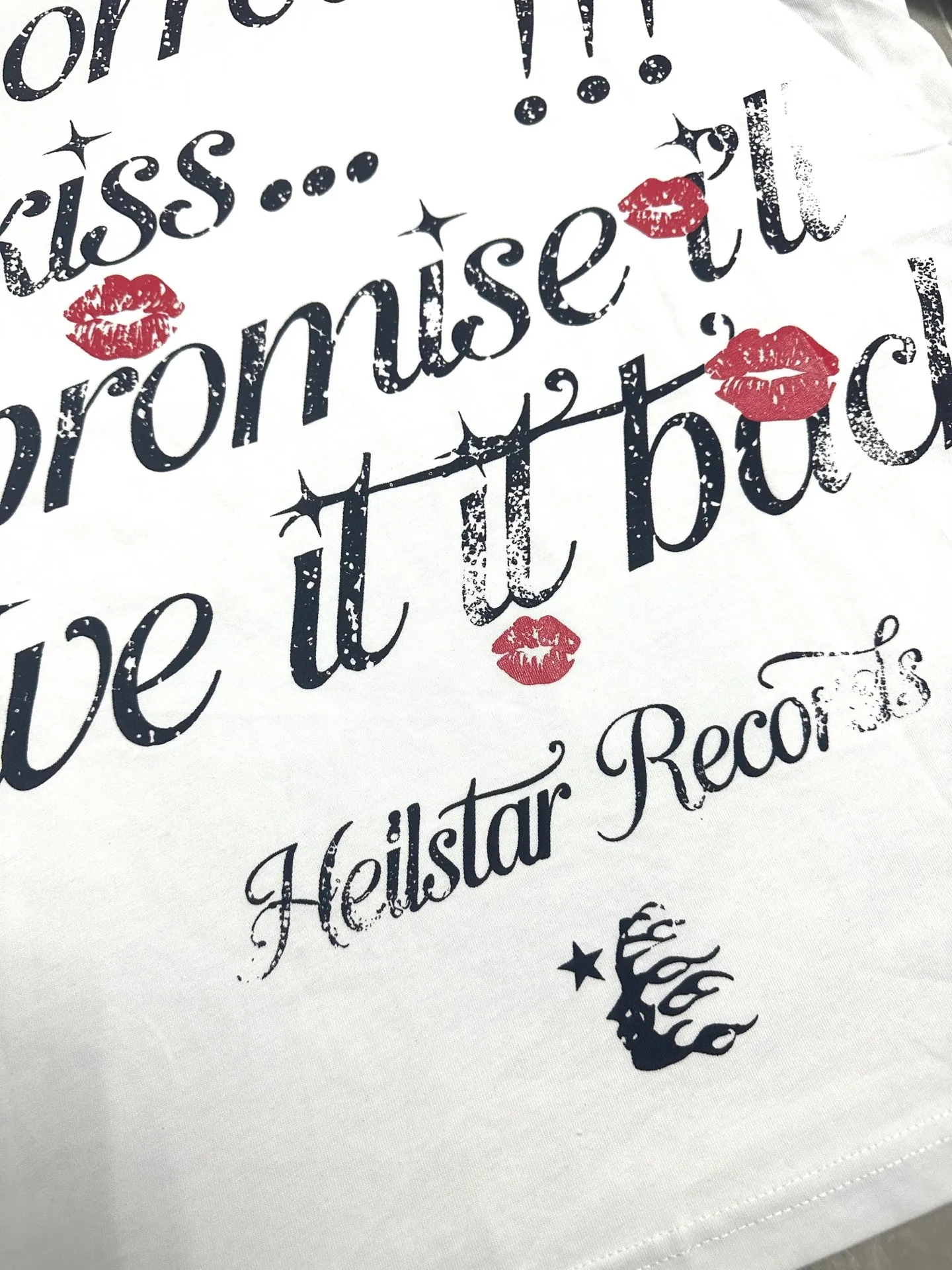 P108 780# black / white I Real stock Hellstar Cross-border European and American style, street fashion brand pure cotton T-shirt Fabric (fabric): 32 counts of 240g heavy combed double yarn pure cotton Size (size): S-M- L- X L Color (colour): white/black