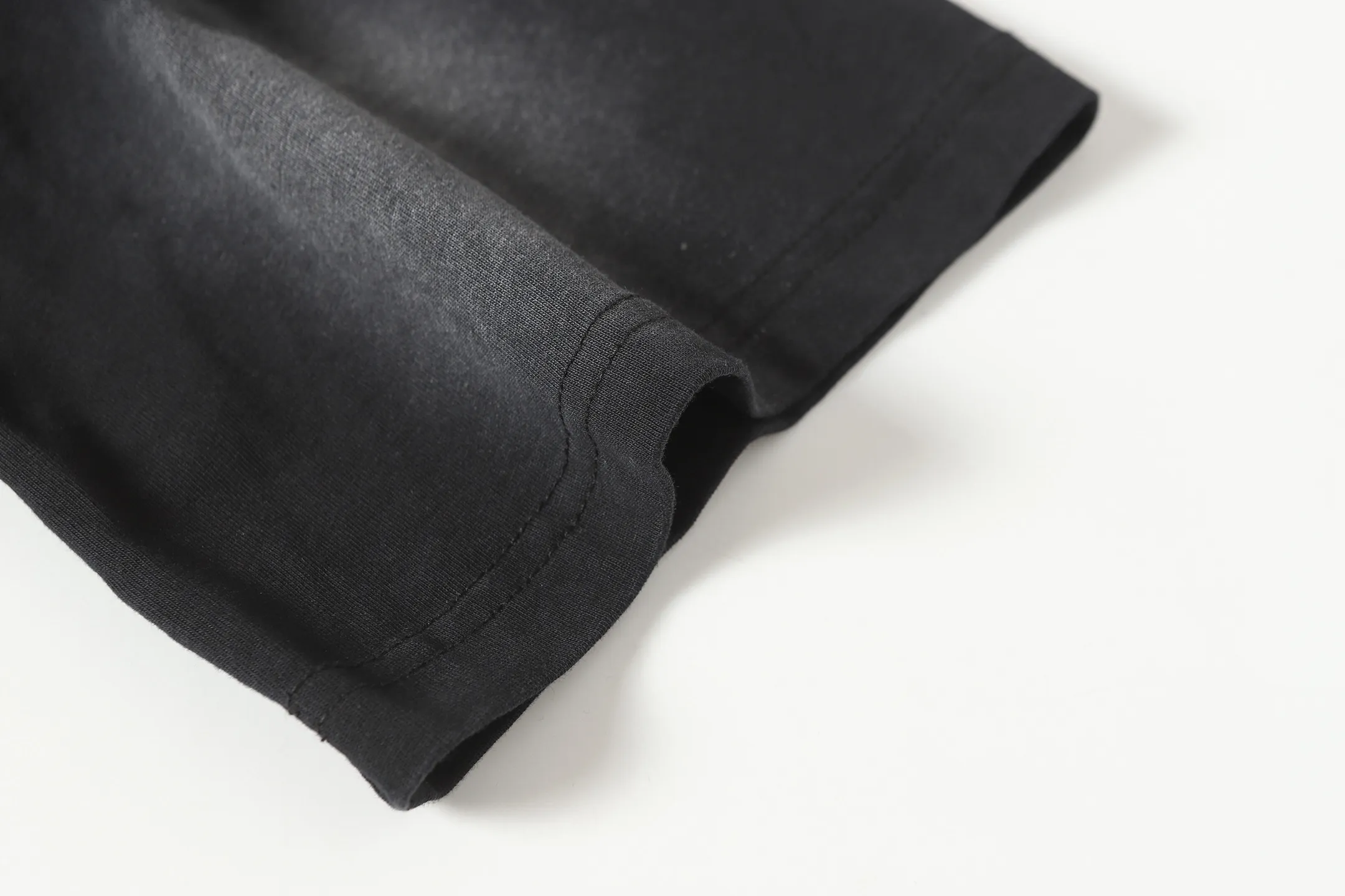 P124 Hellstar Hellstar Cross-border European and American style street fashion brand pure cotton T-shirt Fabric (fabric): 32 counts 250g washed combed double yarn pure cotton Size (size): S-M- L- X L Color (colour): Washed black (spray Ma Liu)