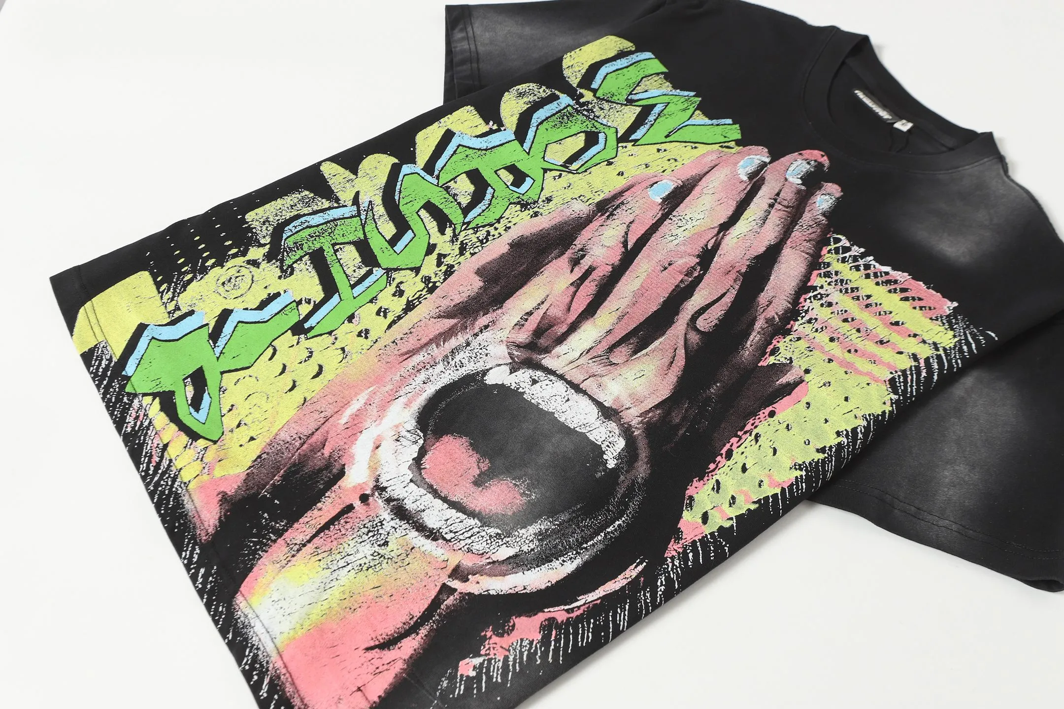 P124 Hellstar Cross-border European and American style street brand pure cotton T-shirt Fabric (fabric): 32 counts of 250g washed and combed double yarn pure cotton Size (size): S-M- L- X L Color (colour): Washed black (spray Ma Liu)