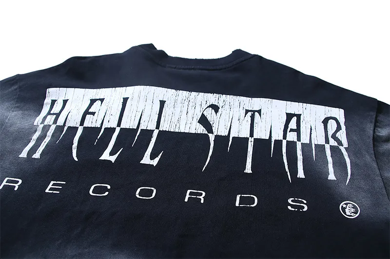 P140 Washed black reversible real shot Hellstar washed and worn reversible fashionable printed short-sleeved T-shirt Fabric: 250g 32 count fine cotton double yarn pure cotton Color: washed black + reversible + worn Size: S M L XL