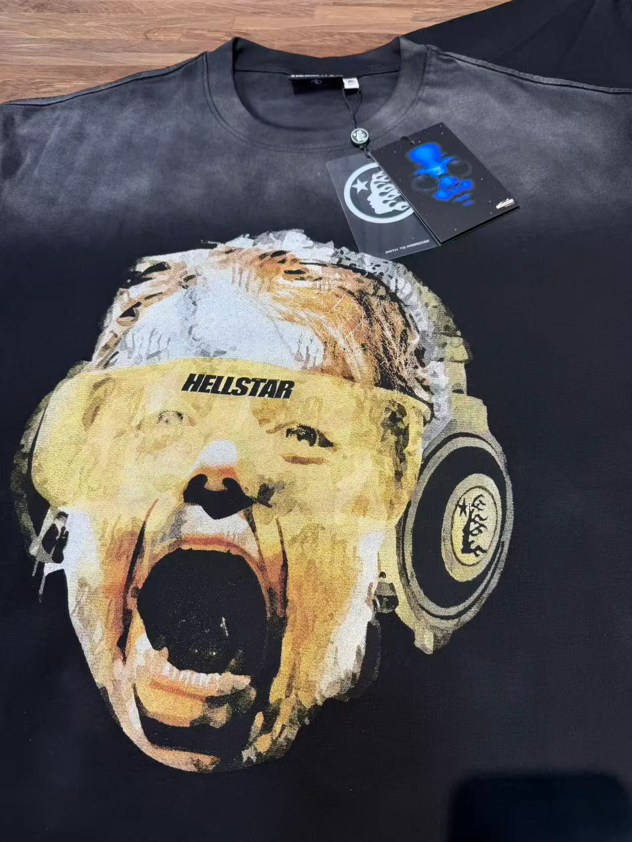 P124 Real-stock high-definition Hellstar Cross-border European and American style street brand pure cotton T-shirt Fabric (fabric): 32 pieces of 250g washed combed double yarn pure cotton Size (size): S-M- L- X L Color (colour): Washed black 👉