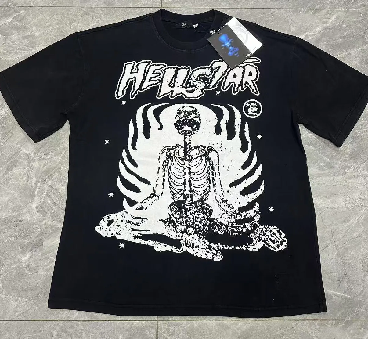 P122 Hellstar Cross-border European and American style street fashion brand pure cotton T-shirt Fabric (fabric): 32 counts of 250g washed combed double yarn pure cotton Size (size): S-M- L- X L Color (colour): Washed black (spray Ma Liu)