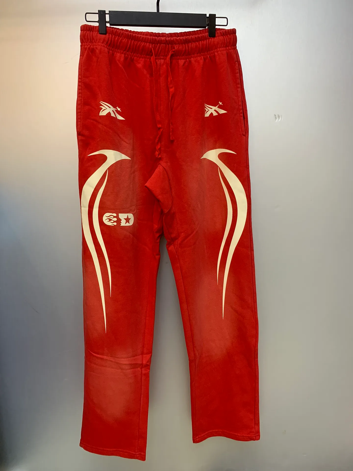 P210 Hellstar Sports Sweatpants Jet Black Red pure cotton terry washed distressed sweatpants color (color): Vintage Black (washed black), Vintage Red (washed red) Size (size): S, M, L, XL