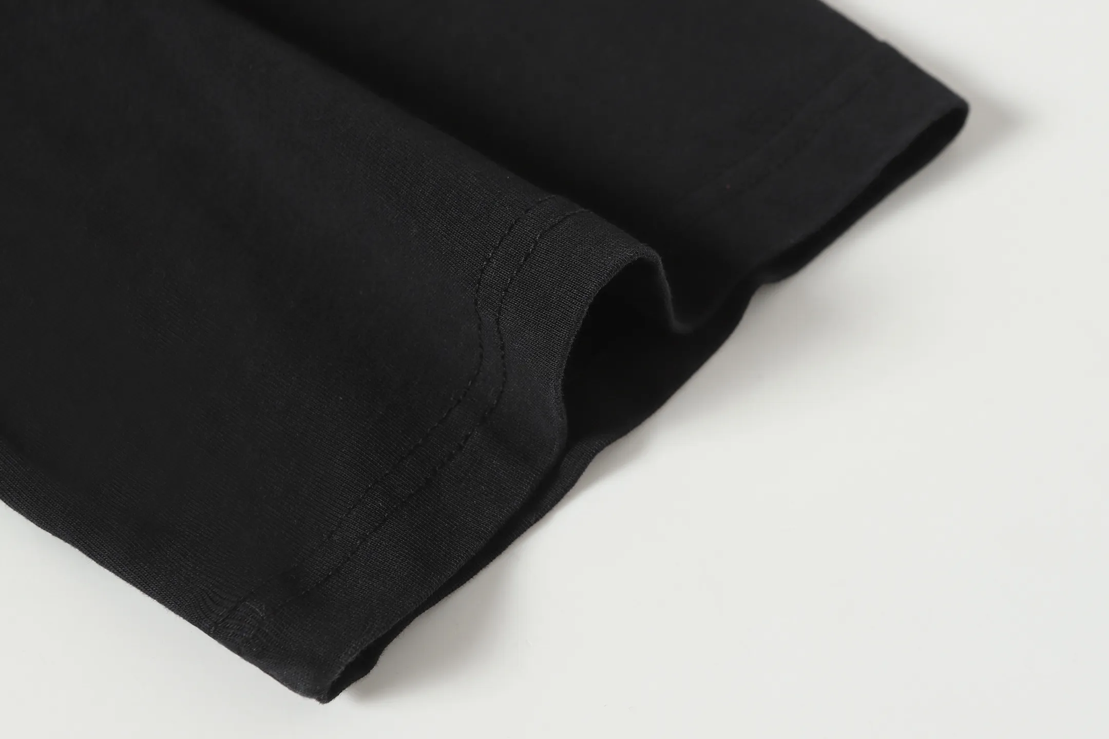 P124 Hellstar Hellstar Cross-border European and American style street fashion brand pure cotton T-shirt Fabric (fabric): 32 counts 250g washed combed double yarn pure cotton Size (size): S-M- L- X L Color (colour): Washed black (spray Ma Liu)
