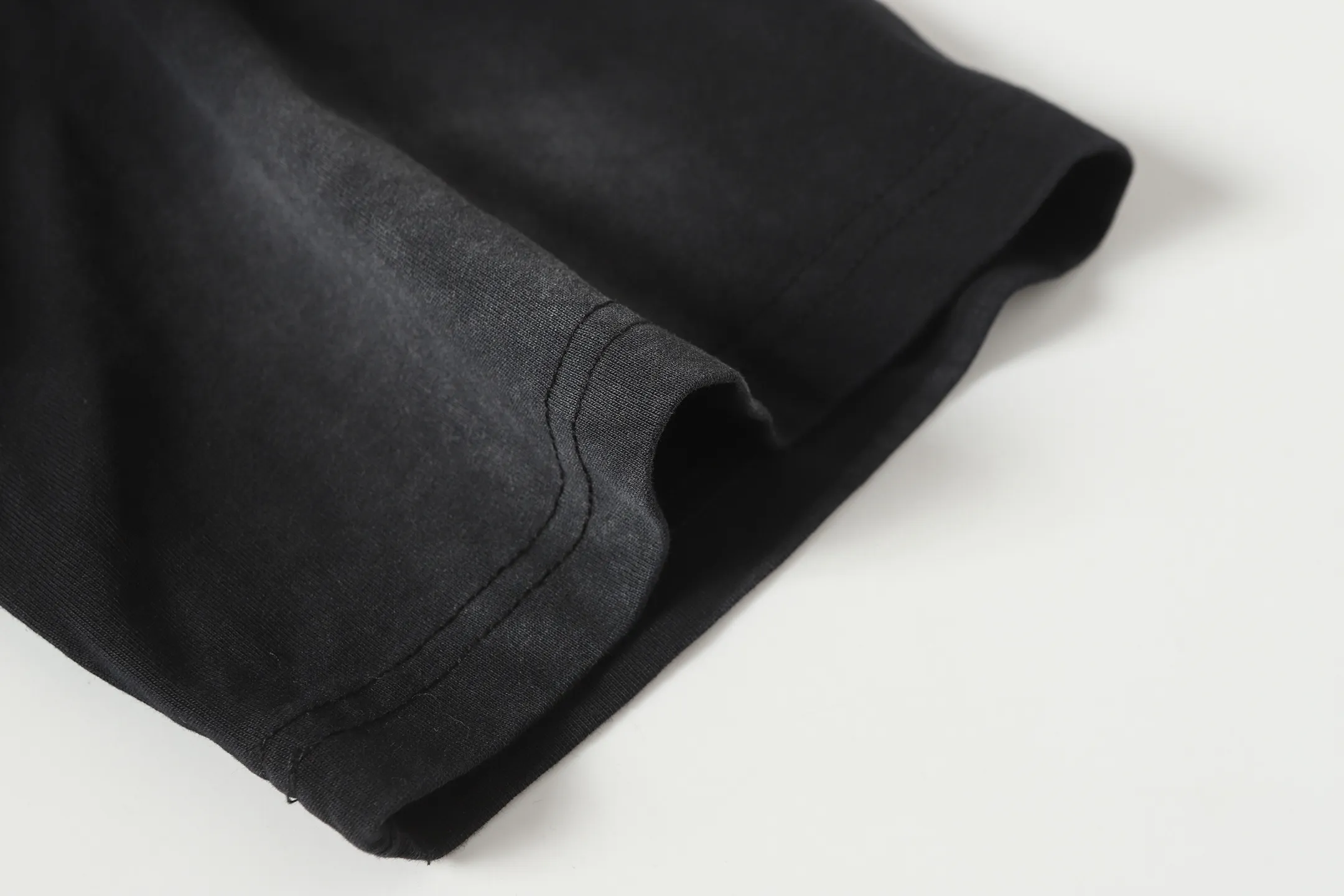 P124 Hellstar Hellstar Cross-border European and American style street fashion brand pure cotton T-shirt Fabric (fabric): 32 counts 250g washed combed double yarn pure cotton Size (size): S-M- L- X L Color (colour): Washed black (spray Ma Liu)