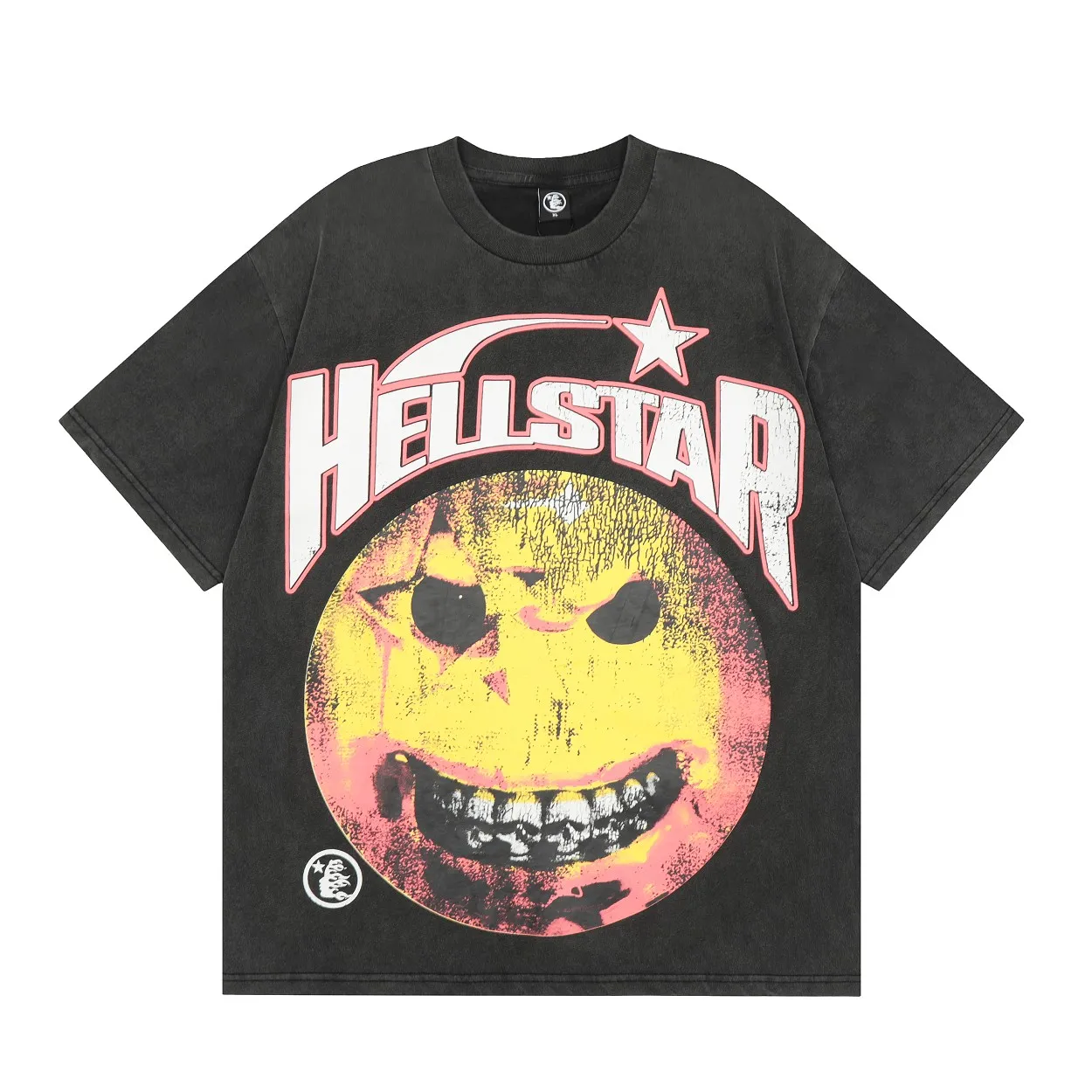 P126 Hellstar Studios Evil Smile Short Sleeve Tee Shirt Washed Black Hellstar Smile Earth washed and distressed short-sleeved T-shirt The new hot beauty trend Hellstar!  Standard beauty and trendy workmanship, original customization (fabric, pattern, printing, hang tag, main mark, etc.), exaggerated style, explosive style, dare to break through tradition, bring adventurous new fashion experience!  YoungBoy, the most popular rapper in the youth circle, has shot a lot of models for him, and celebrities such as Dababy and Swae Lee frequently get dressed!  color: Vintage Black (washed black) size: S, M, L, XL