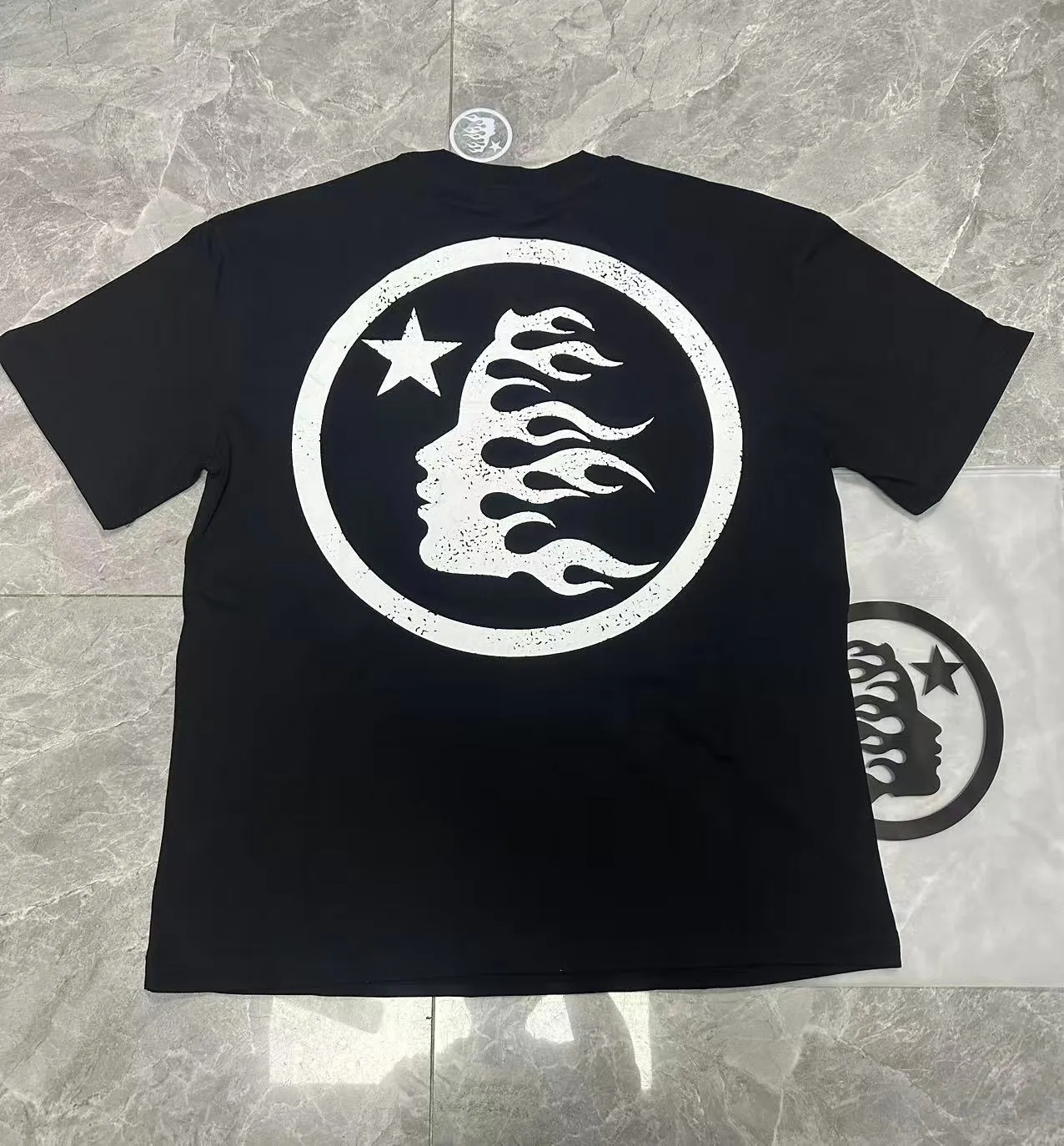 P116 Real-stock Hellstar Cross-border European and American style, street fashion brand pure cotton T-shirt Fabric (fabric): 32 pieces of 240g heavy combed double yarn pure cotton Size (size): S-M- L- X L Color (colour): black