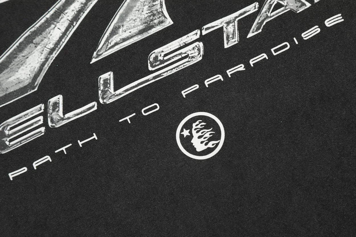 P134 Hellstar T-Shirt Short-sleeved T-shirt The new hot trendy Hellstar!  Standard beauty and trendy workmanship, original customization (fabric, pattern, printing, hang tag, main mark, etc.), exaggerated style, explosive style, dare to break through tradition, bring adventurous new fashion experience!  YoungBoy, the most popular rapper in the youth circle, has shot a lot of models for him, and celebrities such as Dababy and Swae Lee frequently get dressed!  color: Vintage Black (washed black) size: S, M, L, XL