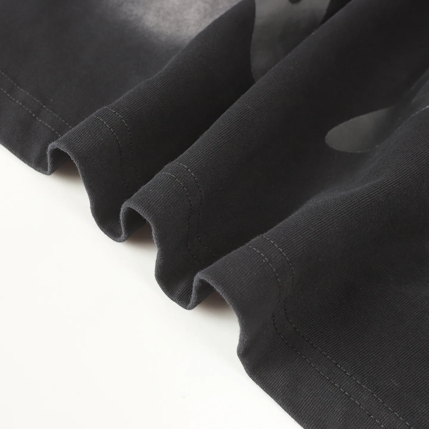 P124 Real stock Hellstar Cross-border European and American style street brand pure cotton T-shirt Fabric (fabric): 32 pieces of 250g washed combed double yarn pure cotton Size (size): S-M- L- X L Color (colour): Washed black (spray Ma Liu)