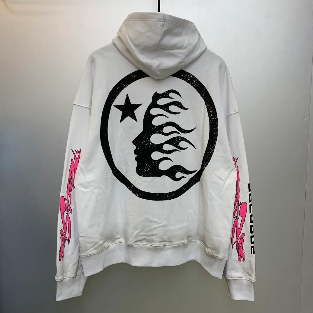 P240 HELLSTAR RECORDS GLITTER ZIP-UP High-quality pure cotton cardigan and sweatshirt jacket The new hot beauty trend Hellstar!  Standard beauty and trendy workmanship, original customization (fabric, pattern, printing, hang tag, main mark, etc.), exaggerated style, explosive style, dare to break through tradition, bring adventurous new fashion experience!   YoungBoy, the most popular rapper in the youth circle, has shot a lot of models for him, and celebrities such as Dababy and Swae Lee frequently get dressed!  color: WHITE Size: S, M, L, XL