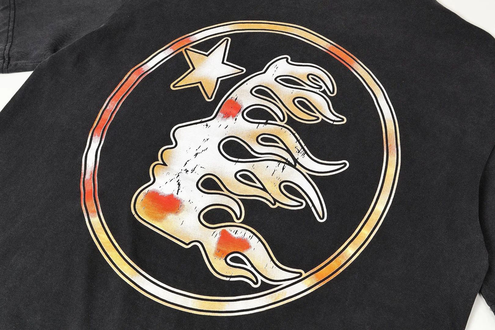 P124 Real-stock high-definition Hellstar Cross-border European and American style street brand pure cotton T-shirt Fabric (fabric): 32 pieces of 250g washed combed double yarn pure cotton Size (size): S-M- L- X L Color (colour): Washed black 👉