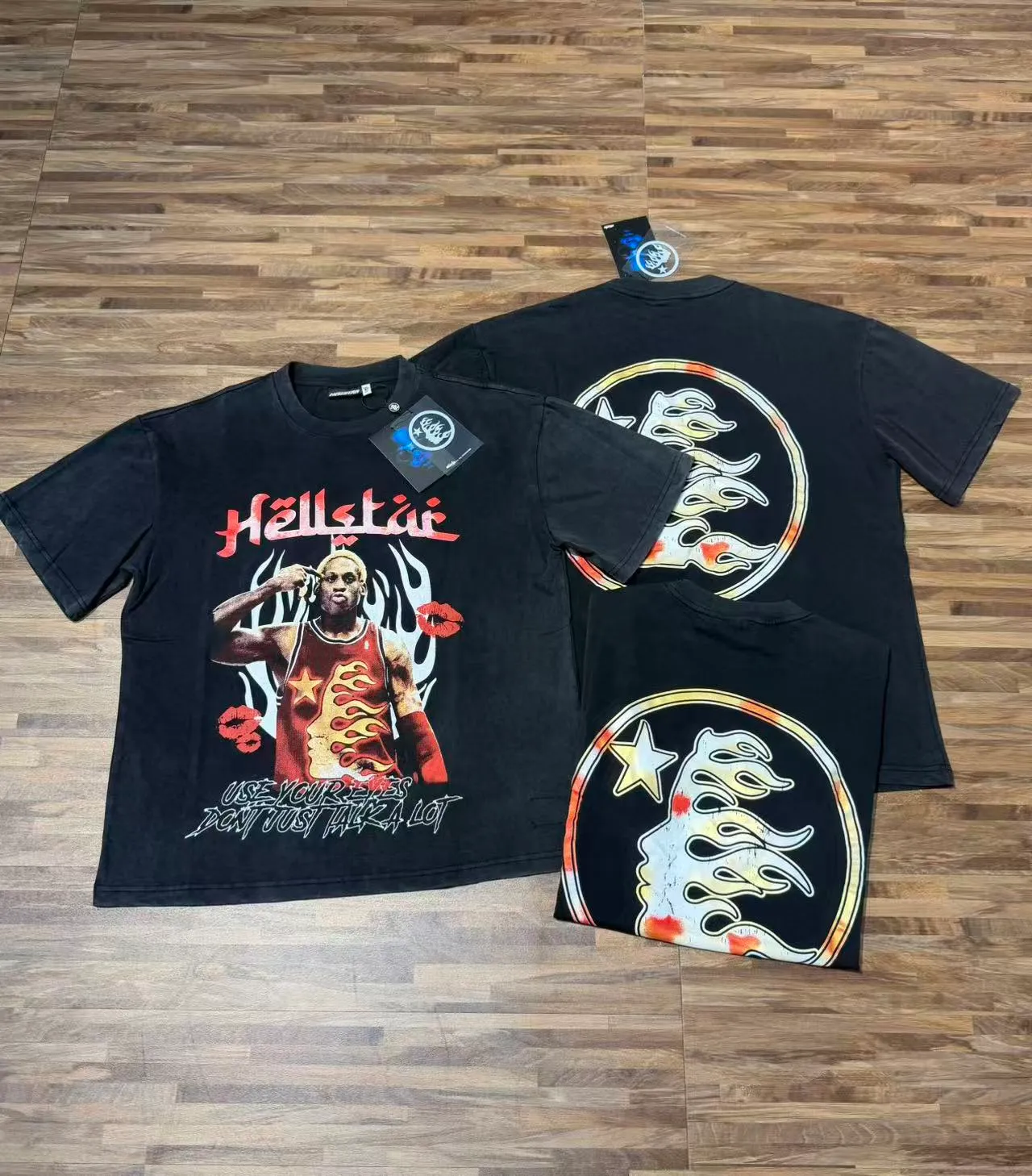 P124 Real-stock high-definition Hellstar Cross-border European and American style street brand pure cotton T-shirt Fabric (fabric): 32 pieces of 250g washed combed double yarn pure cotton Size (size): S-M- L- X L Color (colour): Washed black 👉