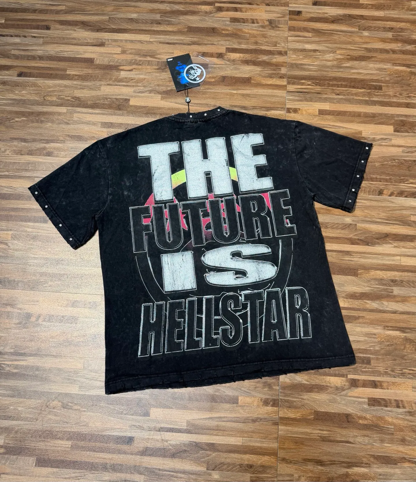 P134 Hellstar/Hellstar (actual shot) Craftsmanship: Washed retro whole piece worn + hand-made drill + hot stamping digital printing Cross-border European and American style street fashion brand pure cotton T-shirt Fabric (fabric): 32 counts 250g washed combed double yarn pure cotton Size (size): S-M- L- X L Color (colour): washed black/washed apricot