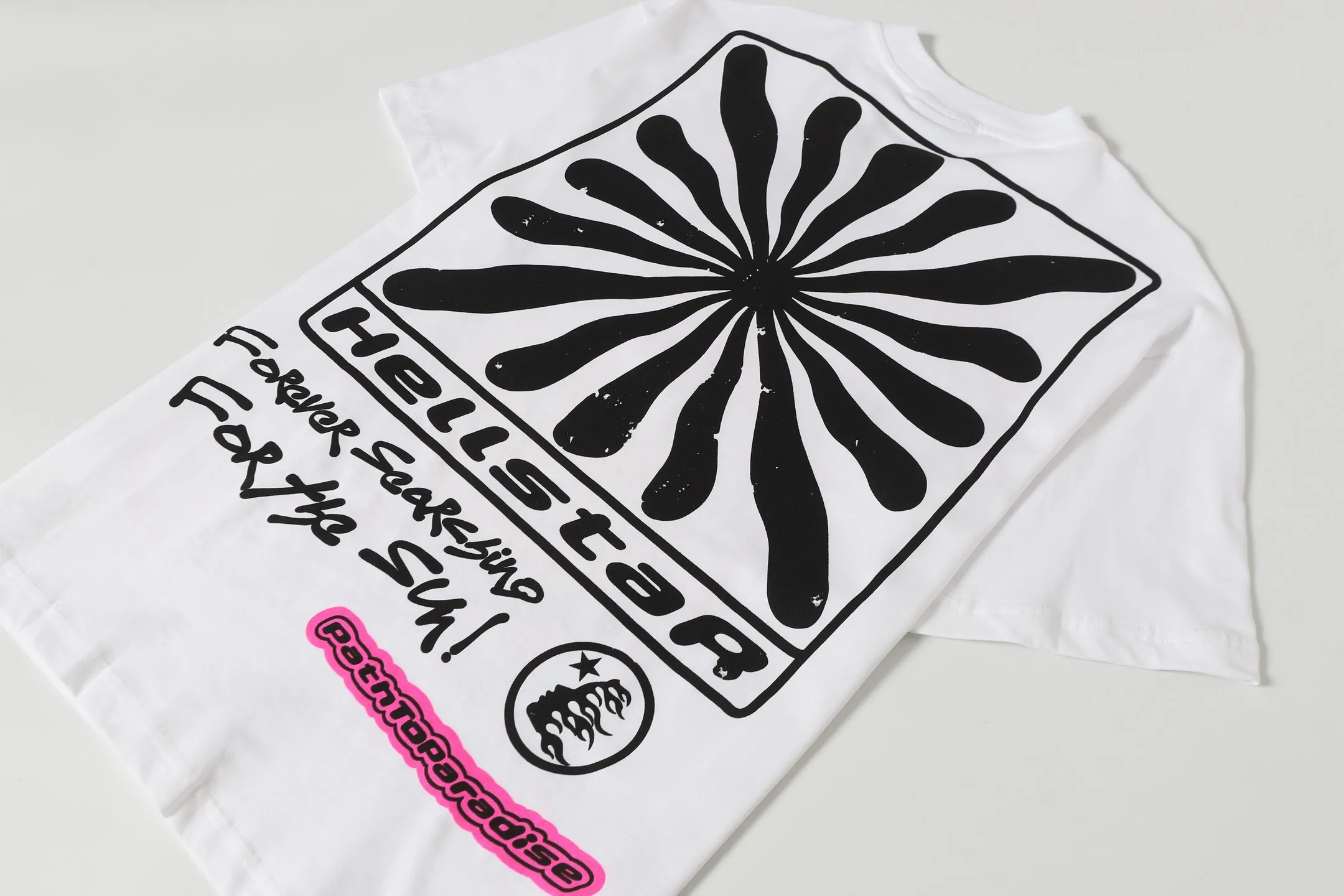 P108 Real-stock Hellstar Cross-border European and American style, street fashion brand pure cotton T-shirt Fabric (fabric): 32 counts of 240g heavy combed double yarn pure cotton Size (size): S-M- L- X L Color (colour): White 👉 👉 👉 👉