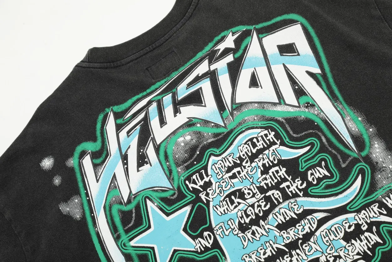 P126 Hellstar Studios The Future Short Sleeve Tee Shirt Washed Black Hellstar Future's washed and distressed short-sleeved T-shirt The new hot beauty trend Hellstar! Standard beauty and trendy workmanship, original customization (fabric, pattern, printing, hang tag, main mark, etc.), exaggerated style, explosive style, dare to break through tradition, bring adventurous new fashion experience!  YoungBoy, the most popular rapper in the youth circle, has shot a lot of models for him, and celebrities such as Dababy and Swae Lee frequently get dressed!  color: Vintage Black (washed black) size: S, M, L, XL