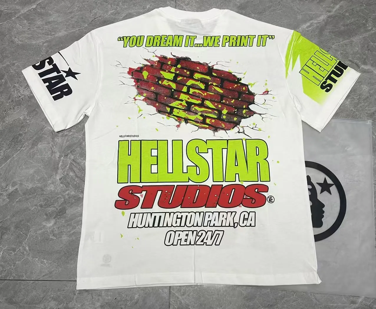 P108 Real-stock Hellstar cross-border European and American style, street fashion brand pure fabric (fabric): 32 pieces of 240g heavy combed double yarn pure cotton code number (size): S-M- L- X L color (colour): apricot/white 👉