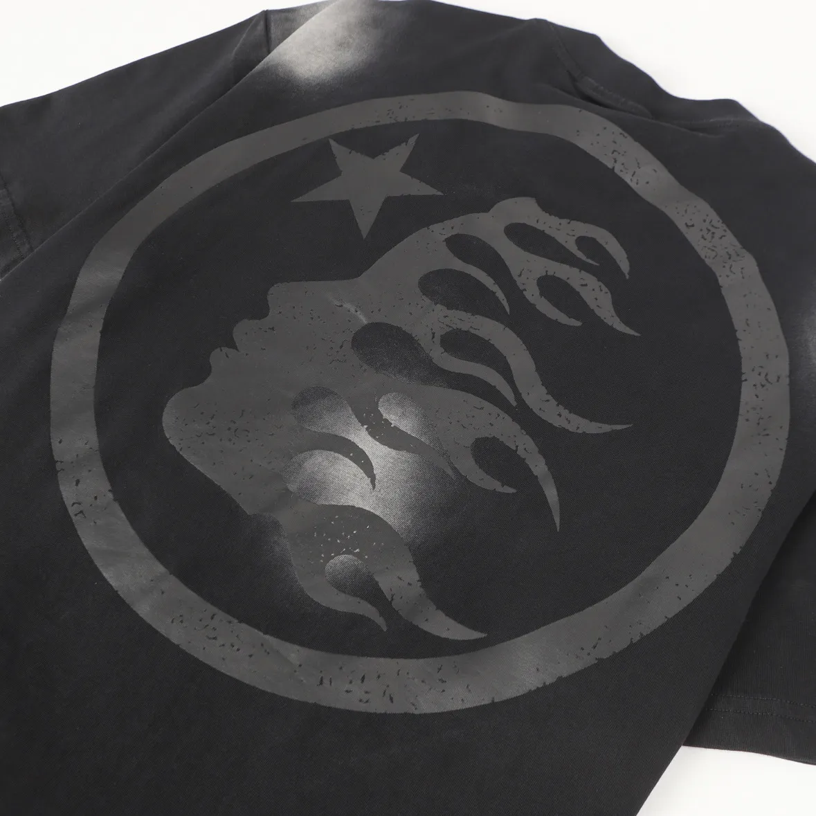P124 Hellstar Hellstar Cross-border European and American style street fashion brand pure cotton T-shirt Fabric (fabric): 32 counts 250g washed combed double yarn pure cotton Size (size): S-M- L- X L Color (colour): Washed black (spray Ma Liu)