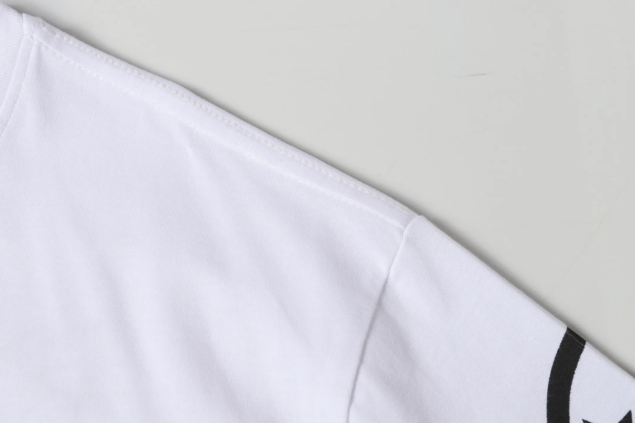 P108 Real-stock Hellstar Cross-border European and American style, street fashion brand pure cotton T-shirt Fabric (fabric): 32 pieces of 240g heavy combed double yarn pure cotton Size (size): S-M- L- X L Color (colour): white