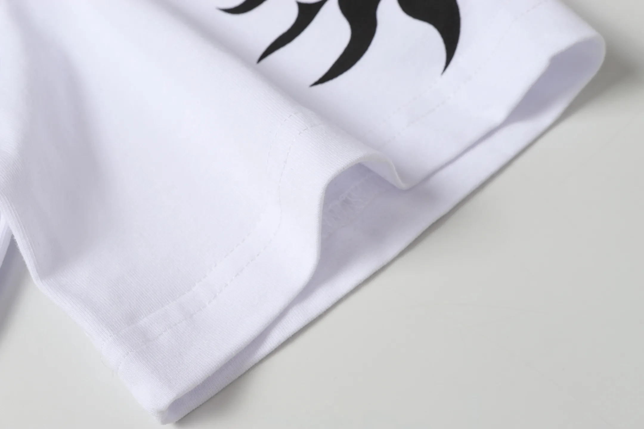 P108 Real-stock Hellstar Cross-border European and American style, street fashion brand pure cotton T-shirt Fabric (fabric): 32 pieces of 240g heavy combed double yarn pure cotton Size (size): S-M- L- X L Color (colour): white