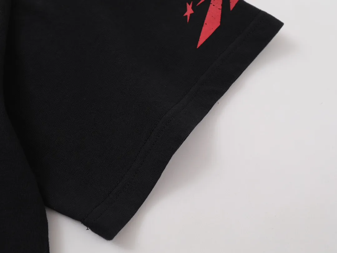 P126 HELLSTAR THORN T-SHIRT short-sleeved T-shirt, the new hot beauty trend Hellstar!  Standard beauty and trendy workmanship, original customization (fabric, pattern, printing, hang tag, main mark, etc.), exaggerated style, explosive style, dare to break through tradition, bring adventurous new fashion experience!   YoungBoy, the most popular rapper in the youth circle, has shot a lot of models for him, and celebrities such as Dababy and Swae Lee frequently get dressed!  color: black Size: S, M, L, XL