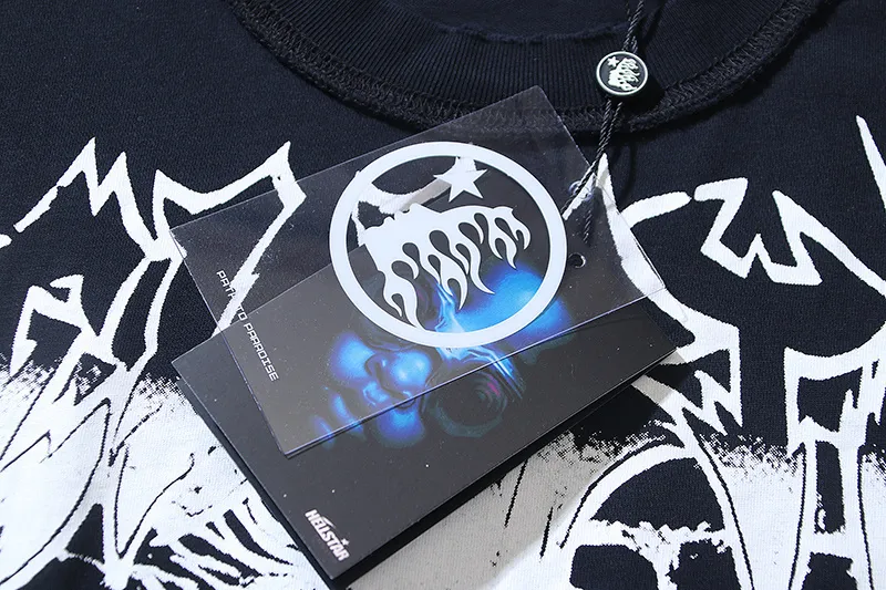 P130 Washed Black + Frayed Real Shots Hellstar Washed, Frayed and Reversed Fashion Printed Short-sleeved T-shirt Fabric: 265g 32 count fine cotton double yarn pure cotton Color: Washed Black Size: S M L XL