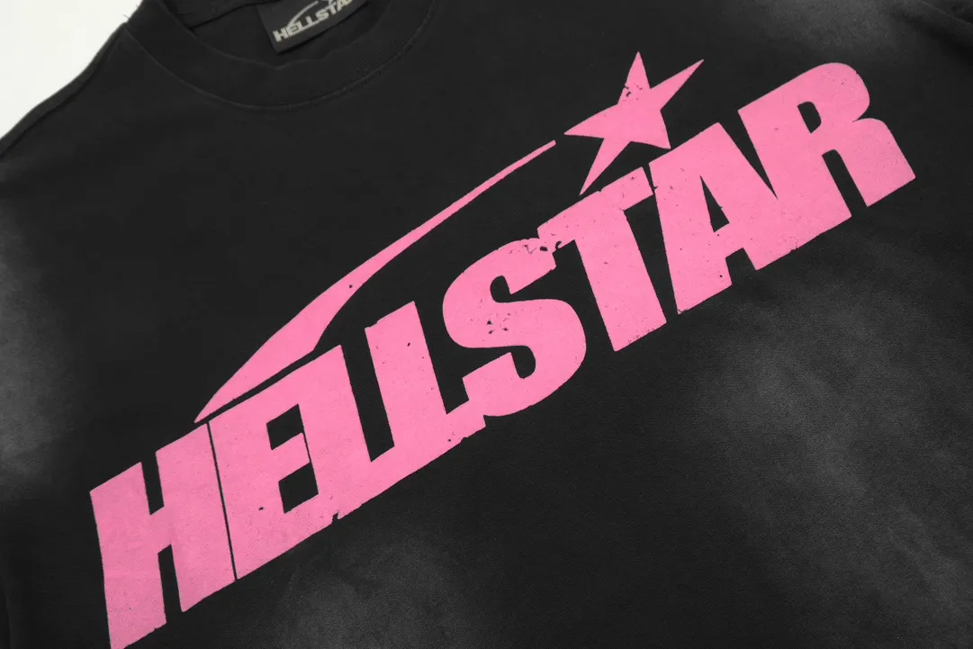 P126 Hellstar Studios Classic Pink Logo Short Sleeve Tee Shirt Washed Black short-sleeved T-shirt is a new hot trend in Hellstar!  Standard beauty and trendy workmanship, original customization (fabric, pattern, printing, hang tag, main mark, etc.), exaggerated style, explosive style, dare to break through tradition, bring adventurous new fashion experience!   YoungBoy, the most popular rapper in the youth circle, has shot a lot of models for him, and celebrities such as Dababy and Swae Lee frequently get dressed!  color: black Size: S, M, L, XL