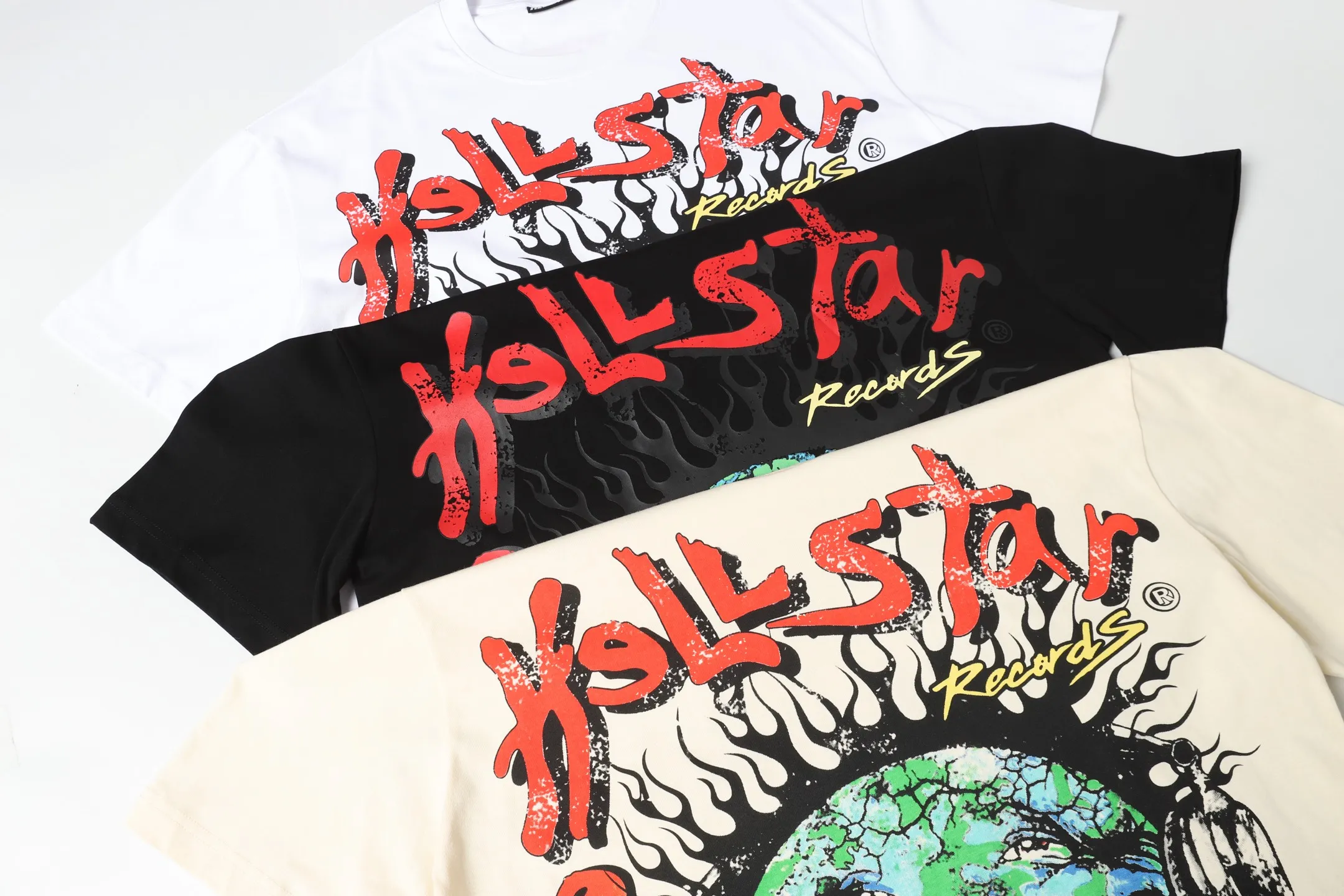 P108 Real-stock Hellstar Cross-border European and American style, street brand pure cotton T-shirt Fabric (fabric): 32 counts of 240g heavy combed double yarn pure cotton Size (size): S-M- L- X L Color (colour): black/white/apricot 👉 👉