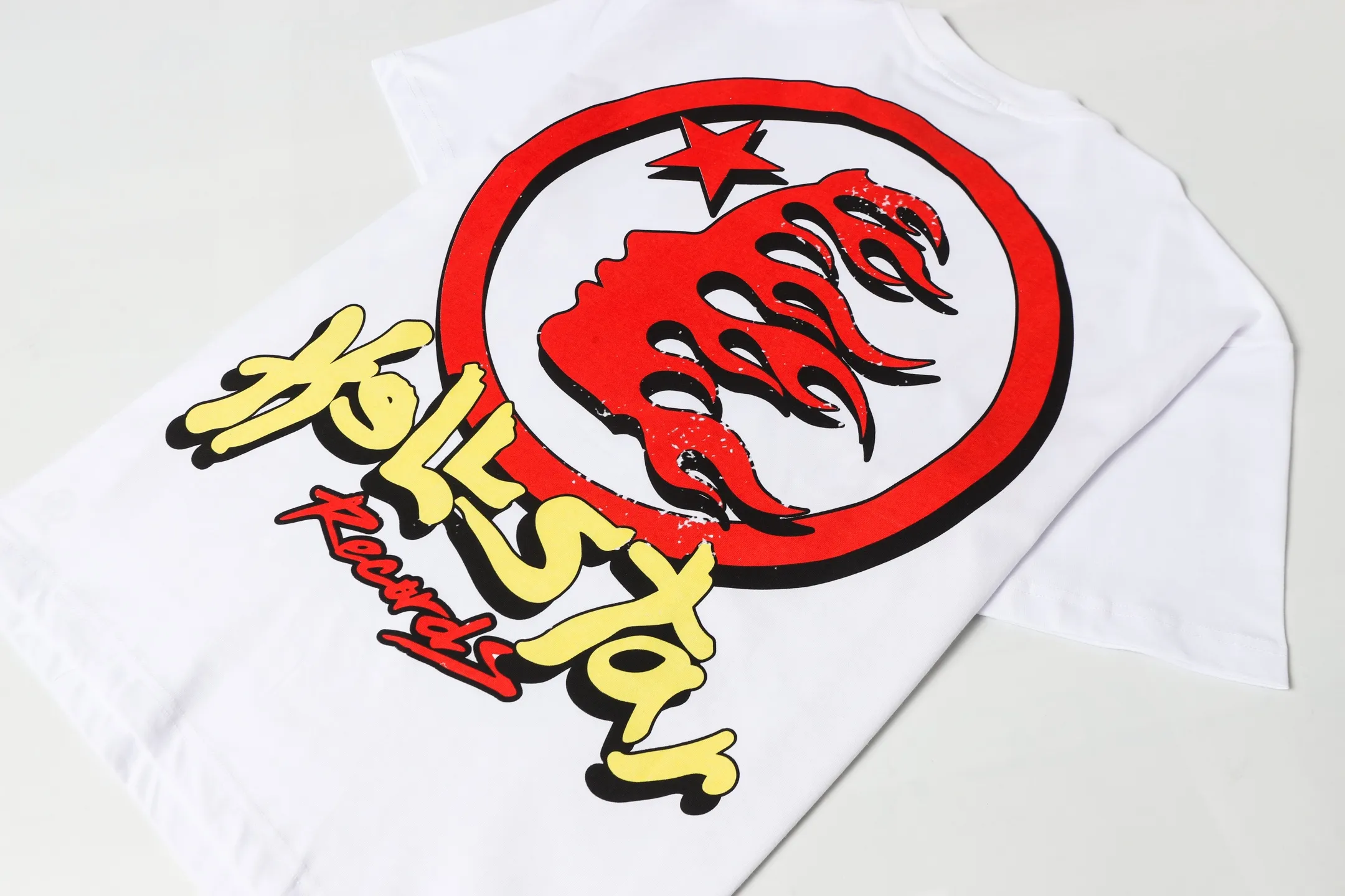 P108 Real-stock Hellstar Cross-border European and American style, street brand pure cotton T-shirt Fabric (fabric): 32 counts of 240g heavy combed double yarn pure cotton Size (size): S-M- L- X L Color (colour): black/white/apricot 👉 👉