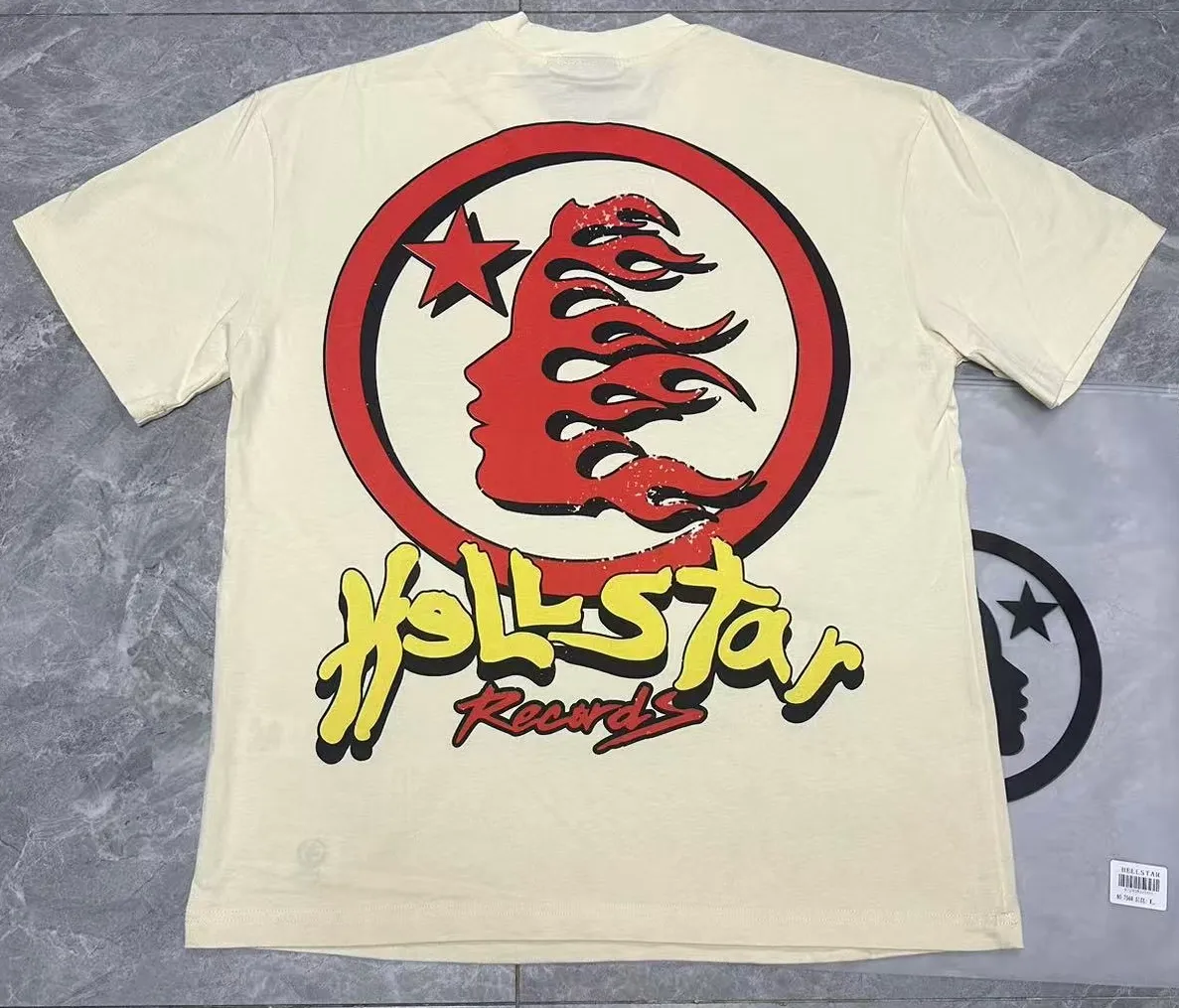 P108 Real-stock Hellstar Cross-border European and American style, street brand pure cotton T-shirt Fabric (fabric): 32 counts of 240g heavy combed double yarn pure cotton Size (size): S-M- L- X L Color (colour): black/white/apricot 👉 👉