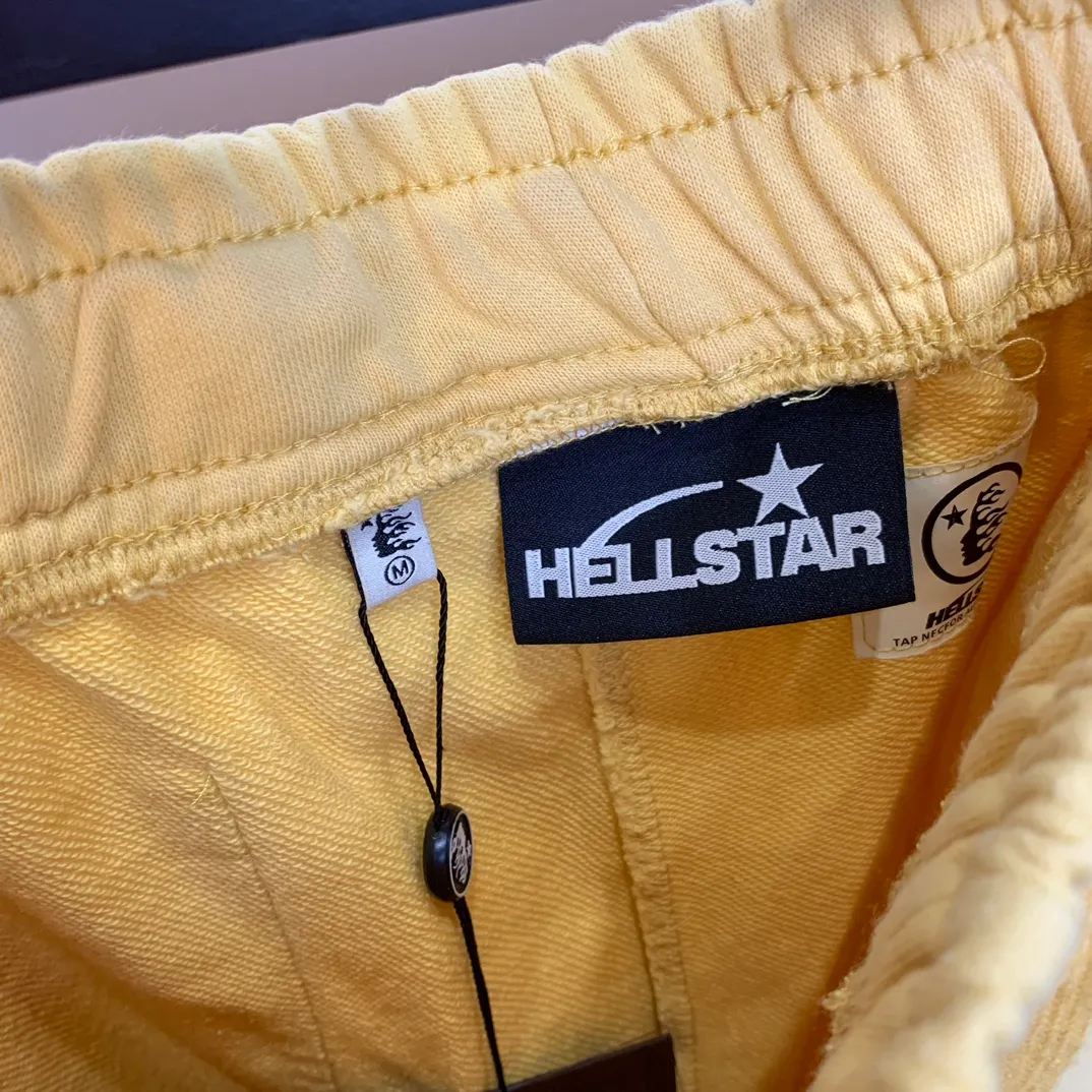 P210 Hellstar Studios Sports Sweatpants Yellow terry trousers color (color): yellow Size (size): S, M, L, XL