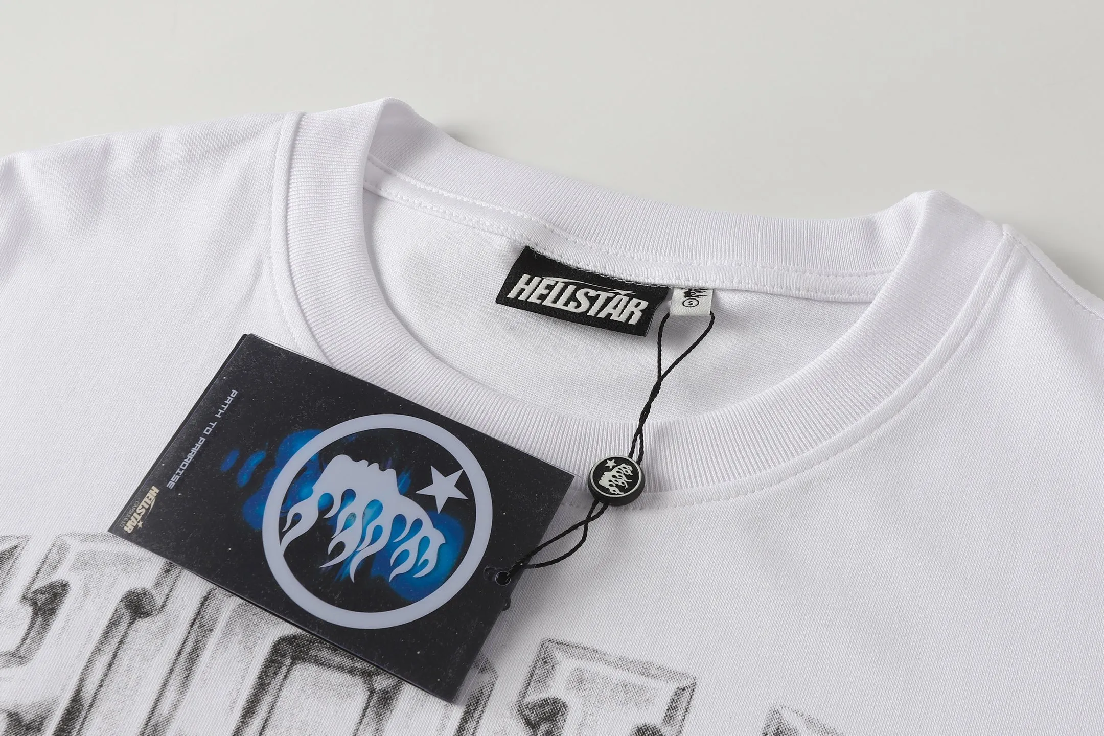 P108 Real-stock Hellstar Cross-border European and American style, street fashion brand pure cotton T-shirt Fabric (fabric): 32 pieces of 240g heavy combed double yarn pure cotton Size (size): S-M- L- X L Color (colour): white