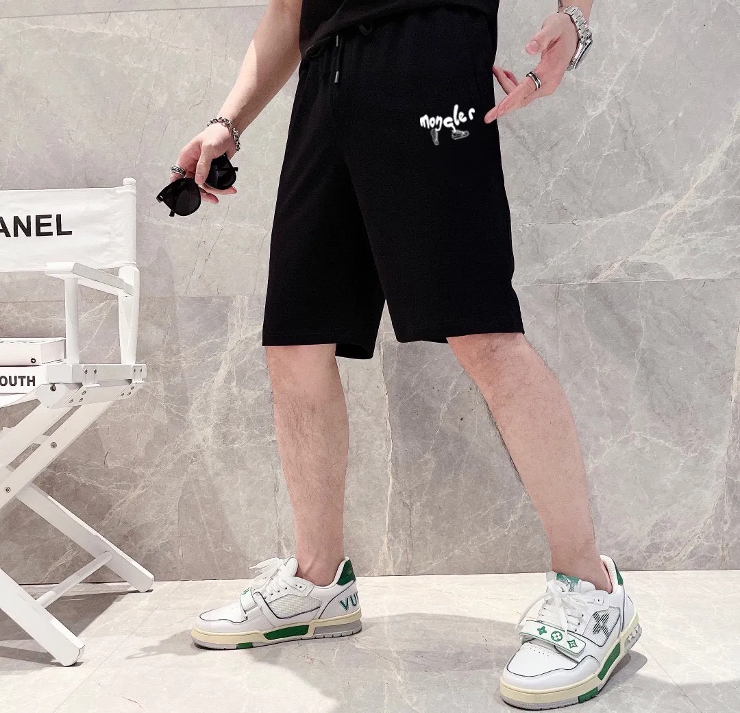 P280 Brand [MONCLER] 2025 new men’s short-sleeved shorts suit! Synchronous sales on the official website! High-end version on the market! It feels delicate and soft! Make you more comfortable to wear! The draped silhouette is awesome! Size: M-5XL (please state your height and weight when placing an order)