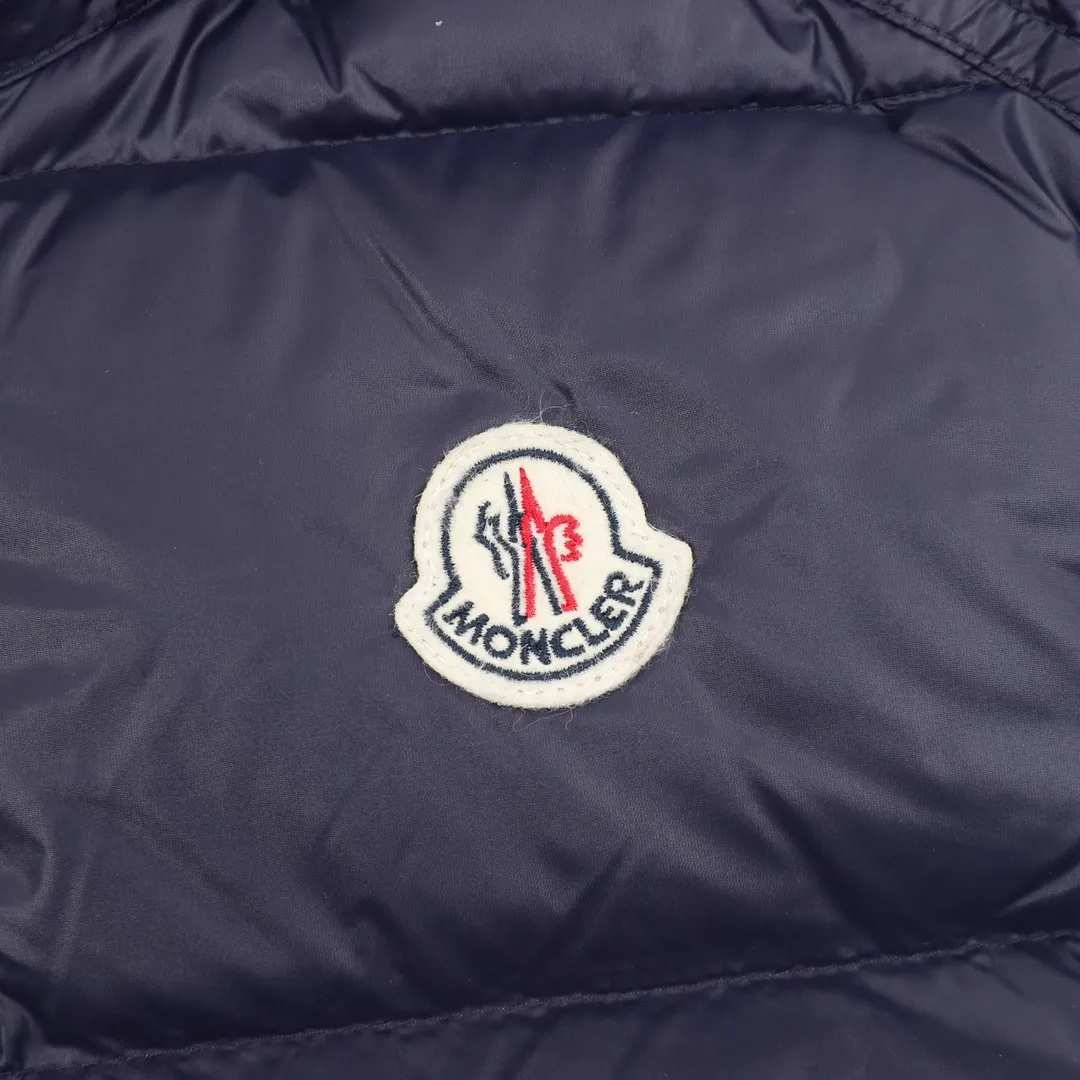 P560 Moncler maya/mask hooded logo down vest. Size：1-4