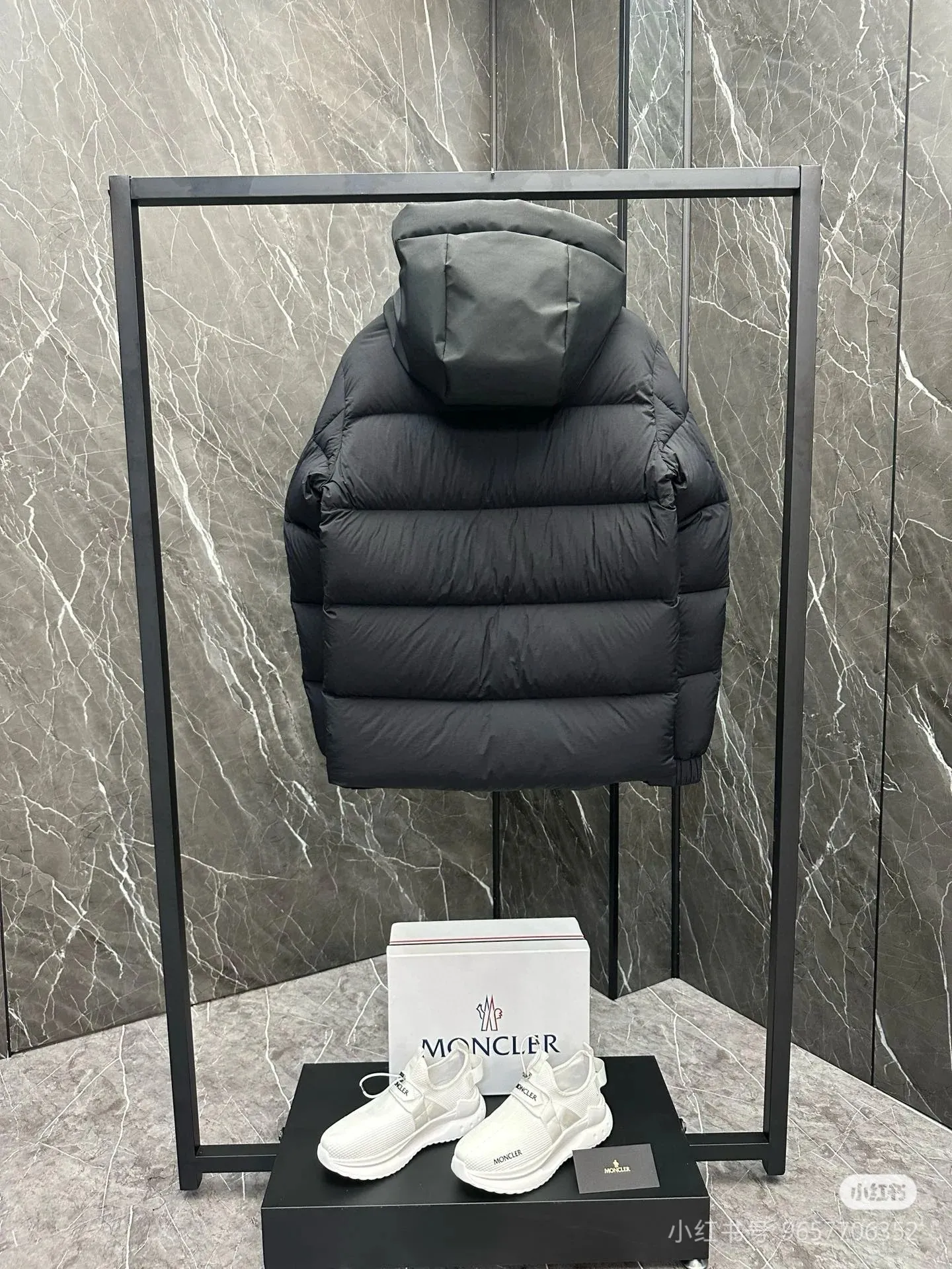 P760 Moncler. Black Warrior Black Beige Gray Size 12345
