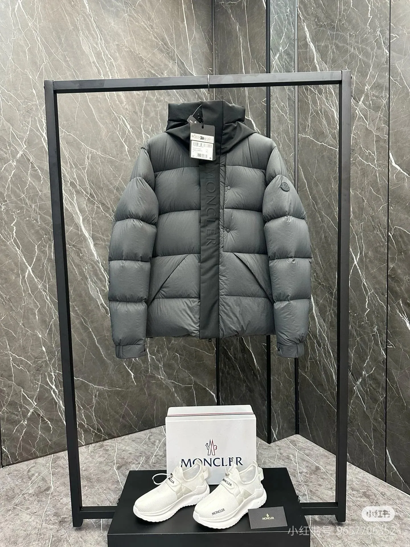 P760 Moncler. Black Warrior Black Beige Gray Size 12345