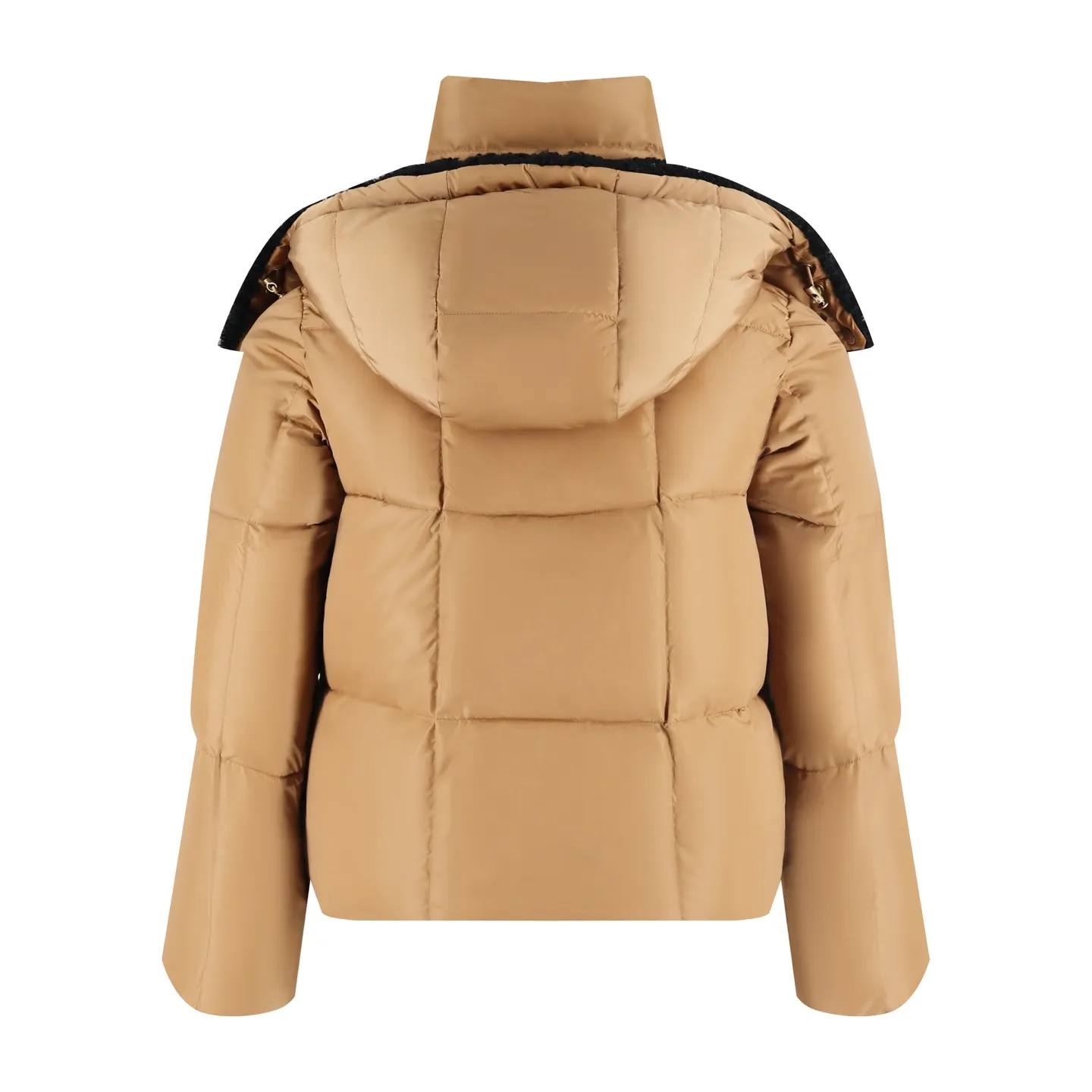 P1130 Moncler women's lamb fur collar down jacket (apricot color). The collar is made of customized imported lamb wool material, which is spliced ​​with customized light waterproof and breathable 100% polyester fiber fabric. Filled with RDS-certified 90% high-loft white duck down, the filling volume is about 400G, and the fill power is as high as 800+ 5A standard warmth level! The snap button opening and closing are made of custom-painted paint with logo engraving, which is extremely tight and has perfect details. The new season's complete set of accessories is independently developed, and every small detail is perfectly presented. Size:0-1-2-3