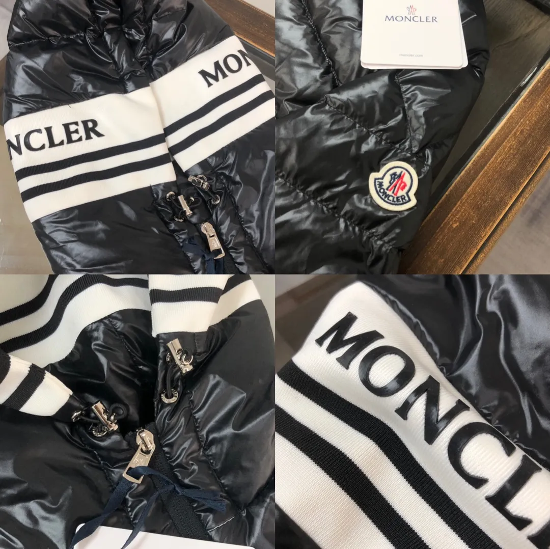 P800 🆕🆕🆕MONCLER 2024 winter latest hooded down jacket, thin and light, couple style! ! On sale simultaneously on the official website! This down jacket has a great sense of design and looks, and you can buy it directly with quality control. It’s a high-end product that you can’t go wrong with! Simple and elegant design ~ The hat webbing is designed with black and white splicing and is engraved with the brand's logo letter print ~ The overall design makes this dress unique! It is made of imported high-tech fabrics and is filled with white duck down. The texture and shape of the fabric are exquisite. You can feel its powerful aura through the detailed pictures. It also has superior handsomeness and thermal performance, making it easy to wear in various occasions! With polythermal insulation, you don’t have to worry about a little chill! It highlights the look and is also very warm~ Color: black, off-white Size: 1-2-3-4-5 (M~3XL)