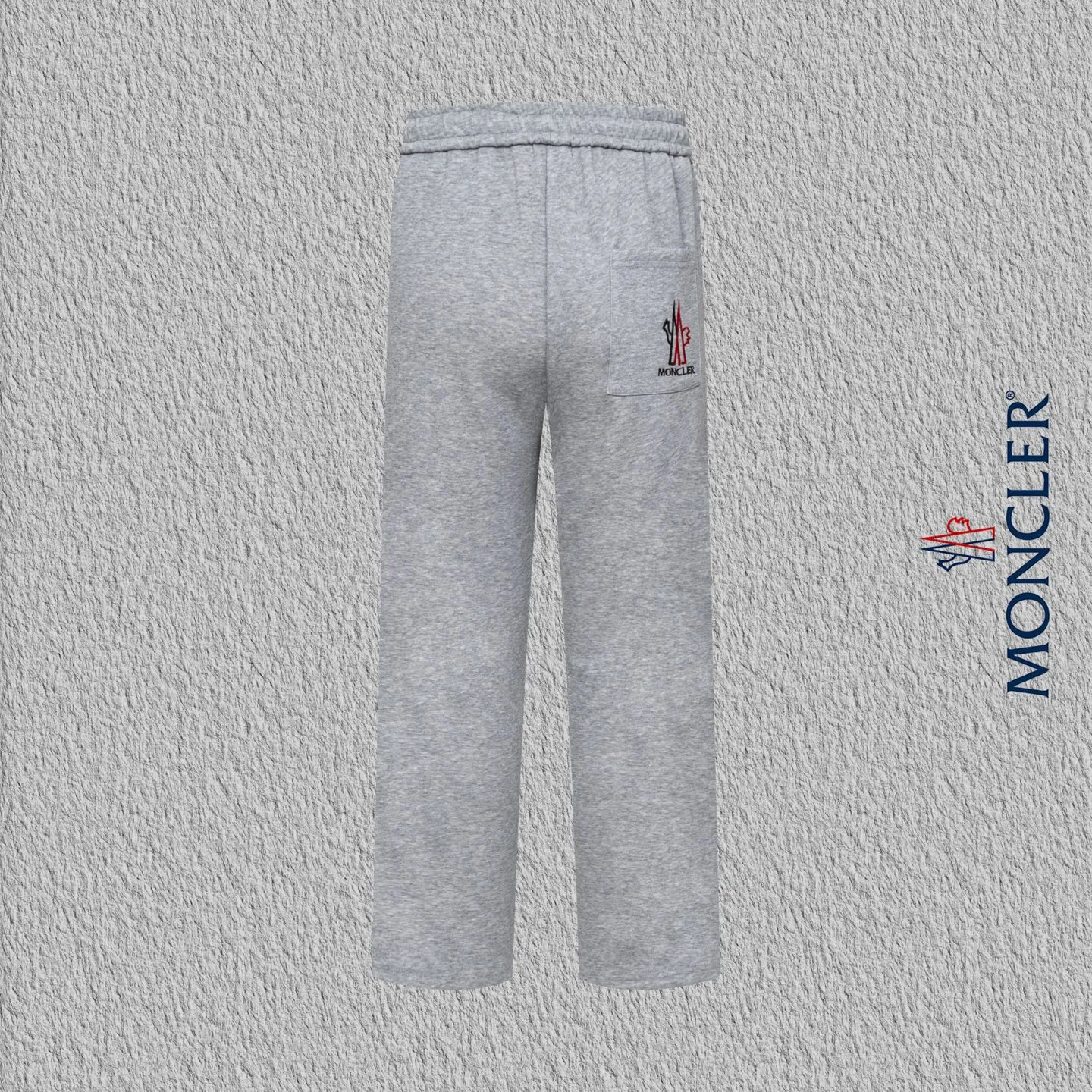 P230 Style No. B168 Masked small label flame embroidered line webbing sweatpants MONCLER official website consistent style Fabric: 450g high-weight premium composite fabric Same color woven and dyed elastic waist in the same color Classic letter small label full embroidery➕customized ribbon Supporting: complete three labels Cardboard oil paper code sticker packaging High temperature pre-shrinking process before production will not shrink and deformation Imported machine professional plate production os version Can wear up to 200 pounds. The size is measured manually. The error of 2-3cm is normal. Color: black gray size: s m l xl