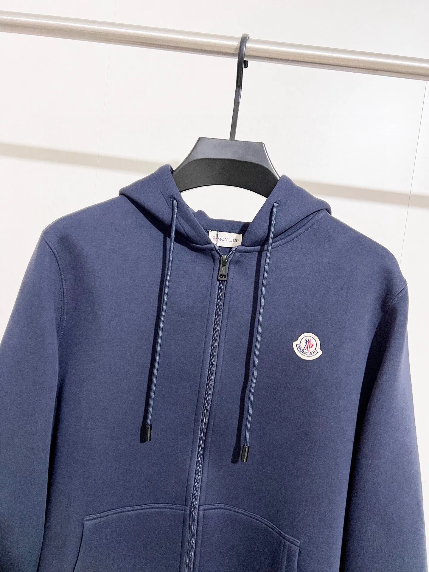 💰Coat 225, trousers 170, thickened air cotton🔥 Recommended hot items for foreign trade orders - Moncler's official website is synchronized with the new thickened air cotton casual jacket - using exclusively customized imported 480g air layer fabric, extremely comfortable upper body, complete custom accessories, exclusive quality differentiated currency, welcome to compare -Color: black sapphire blue -Size: M L XL XXL