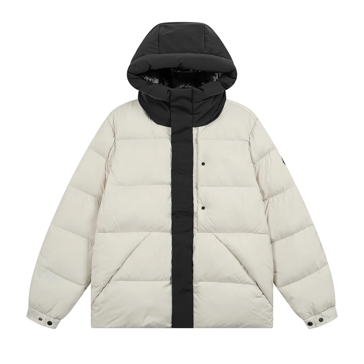 P860 Top version] Detailed picture of large goods Moncler/Mask 22Fw Black Warrior access control three-dimensional embossed letter down jacket, autumn and winter new madeira. The Black Warrior hooded mid-length down jacket is filled with national standard 95% white duck down. Madeira down jacket is a common item in the functional wardrobe. It is made of Longuesaison nylon, providing excellent warmth and light comfort. Presented in calming neutral tones, the loose silhouette pays homage to clean design. Made of matte Longue Saison nylon Painted nylon lining Filled with down Hood and front placket made of 2.5 layers of fabric Logo lettering embossed Hidden button and zipper closure Exterior pockets with hidden snap button closure Chest pockets with zipper closure Adjustable hood and flat elastic drawstring Matte black logo Style: 5608# Color: Black Off-white Size: 1 2 3 4 5