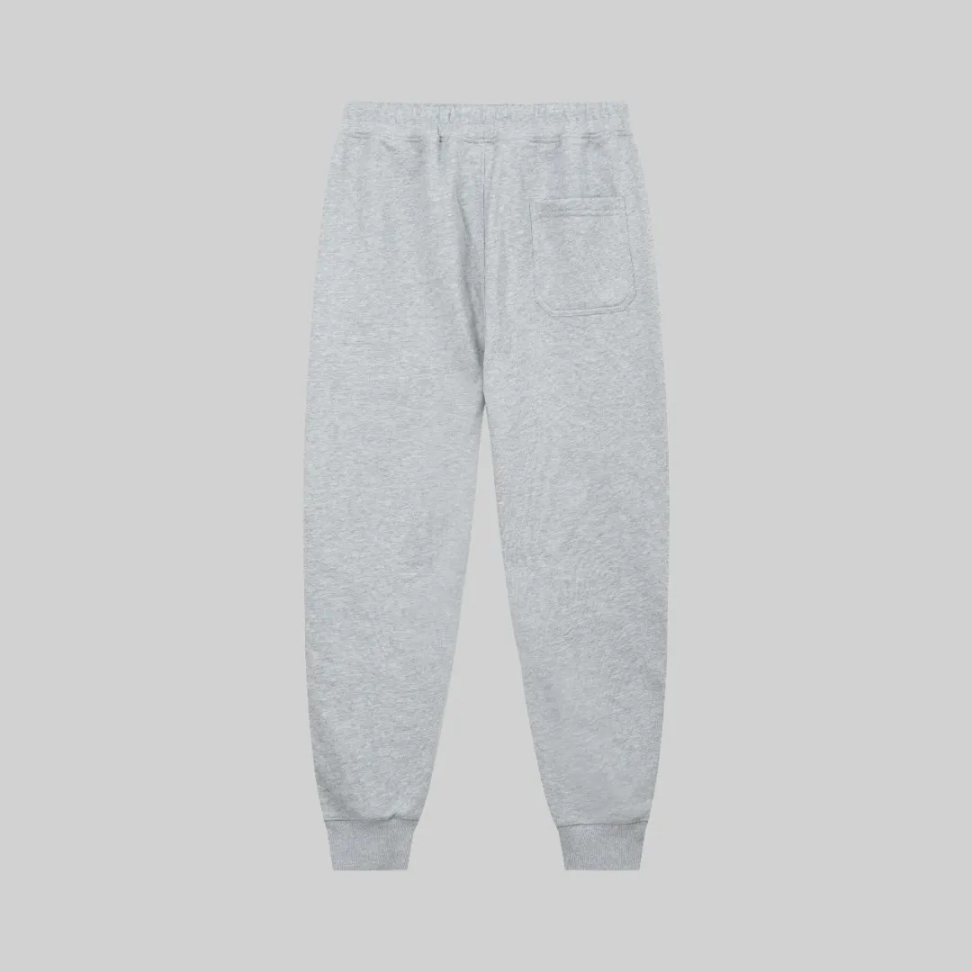 P270 top version, different currency) ✨Moncler SS show model Slim-fitting line logo simple Logo sweatpants 380g weight Compatible with all body types Black and white drawstring design on the waist elastic band Customized drawstring pockets with diagonal pocket design on both sides There is also a small pocket on the back Color: black gray Size S-XL