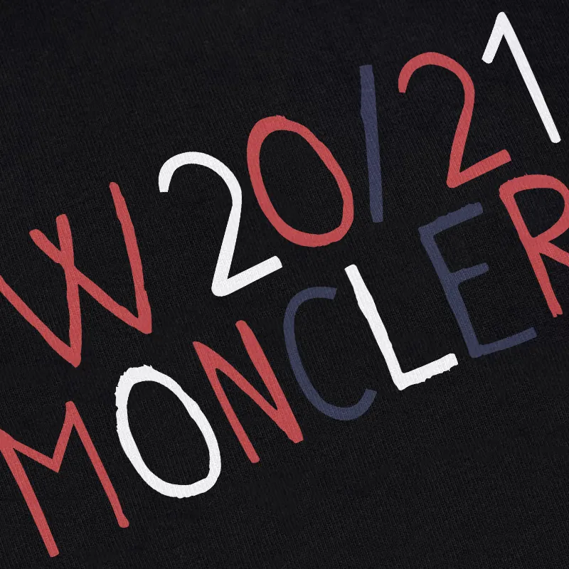 P240 Recommend the most popular Moncler masked 380g printed terry crew neck sweatshirt. Breathable pure cotton fabric. The texture is very soft and comfortable. No shrinkage, no deformation, no pilling). Original customized accessories. Collar label. Wash mark. Hang tag. Packaging (perfect details). Color: White. Black. Size: XS S M L.