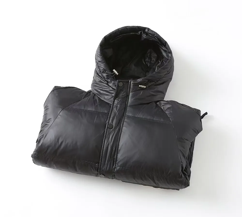 P1040 MONCLER/Mask "Official website's same classic double patchwork embroidered small label splicing pocket" Hooded down jacket - Fabric: National standard 90 white duck down jacket, made of polyester fiber fabric. Comfortable and warm, perfect appearance, good bulk recovery after compression, heat-containing warmth, complete three standards, original fabric, official same style, different from ordinary version on the market - Color: black - Size: M L XL XXL XXL XXXL - Purchase the original mold and create it with a full set of customized accessories. Details determine success or failure.  - Accessories: The original accessories are complete with one to one and three standards, os off-shoulder version, same style for men and women, official website quality - no gender distinction, same style for men and women