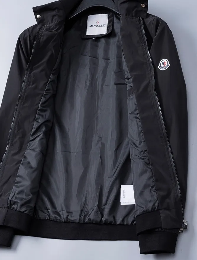 P380 🌸🌸🌸🌸 Moncler's latest 25-year-old men's jacket. The color combination has a classic charm without losing youthful vitality. It reshapes a new design style and shows a bold and confident brand design concept.  Imported fabrics, sleeves and pockets are paired with exclusive brand designs, reflecting the minimalist pursuit of quality and design. Low-key luxury fully embodies the brand image and status! The brand LOGO icon design is simple and recognizable, with a delicate and comfortable touch, excellent details, exquisite and elegant everywhere, fashionable design, a capable and stylish upper body, and full of aura! The all-over pattern and simple aesthetics are brought to the extreme, and it is a jacket that can be mixed and matched. There is no doubt that it is a must-have product for men. It is extremely practical and the color is easy to match.  Color: Picture color. Sizes: M, L, xL, xxL, xxxL
