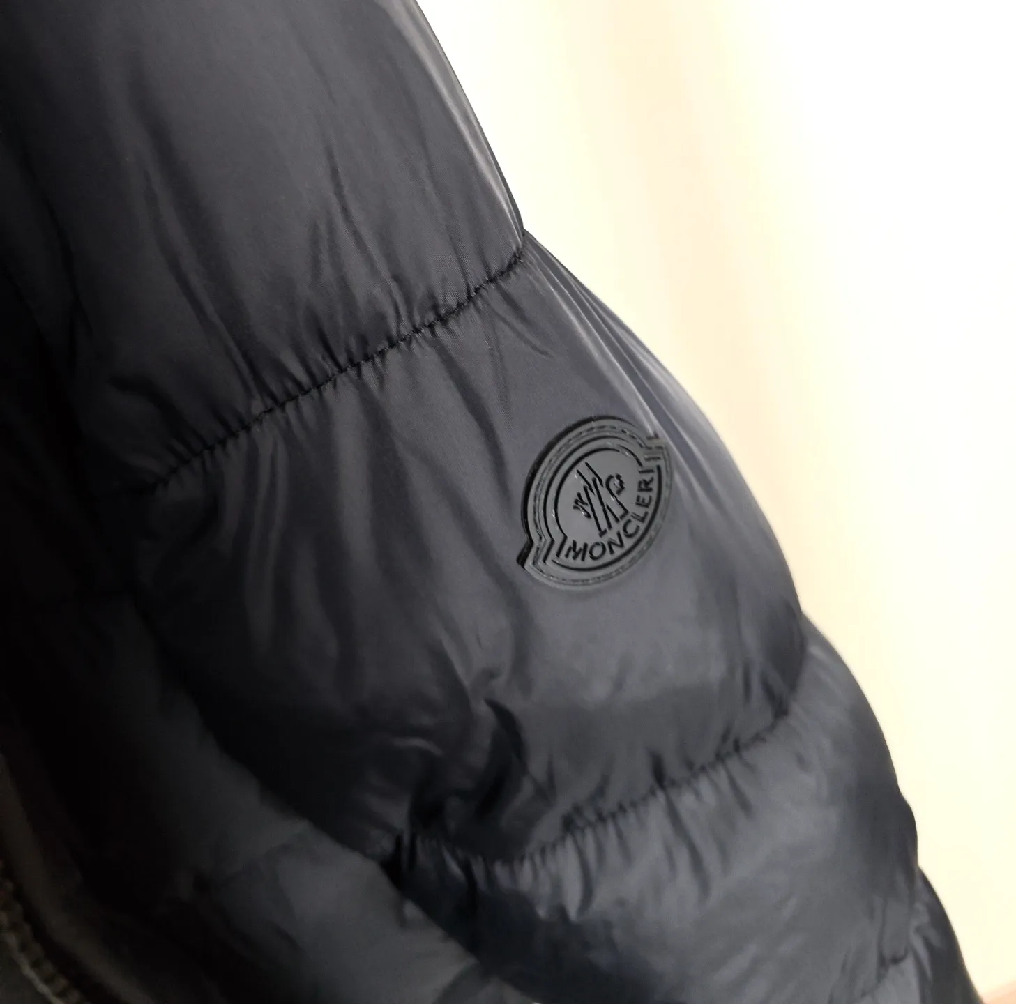 P400 Moncler · Mongolian MONTCLA series New hooded cotton jacket, the same style as Wang Hedi. The letters are exquisitely embroidered. All the accessories are the same. Full of details. The same style for couples. The best choice to buy! Size: m-2xl