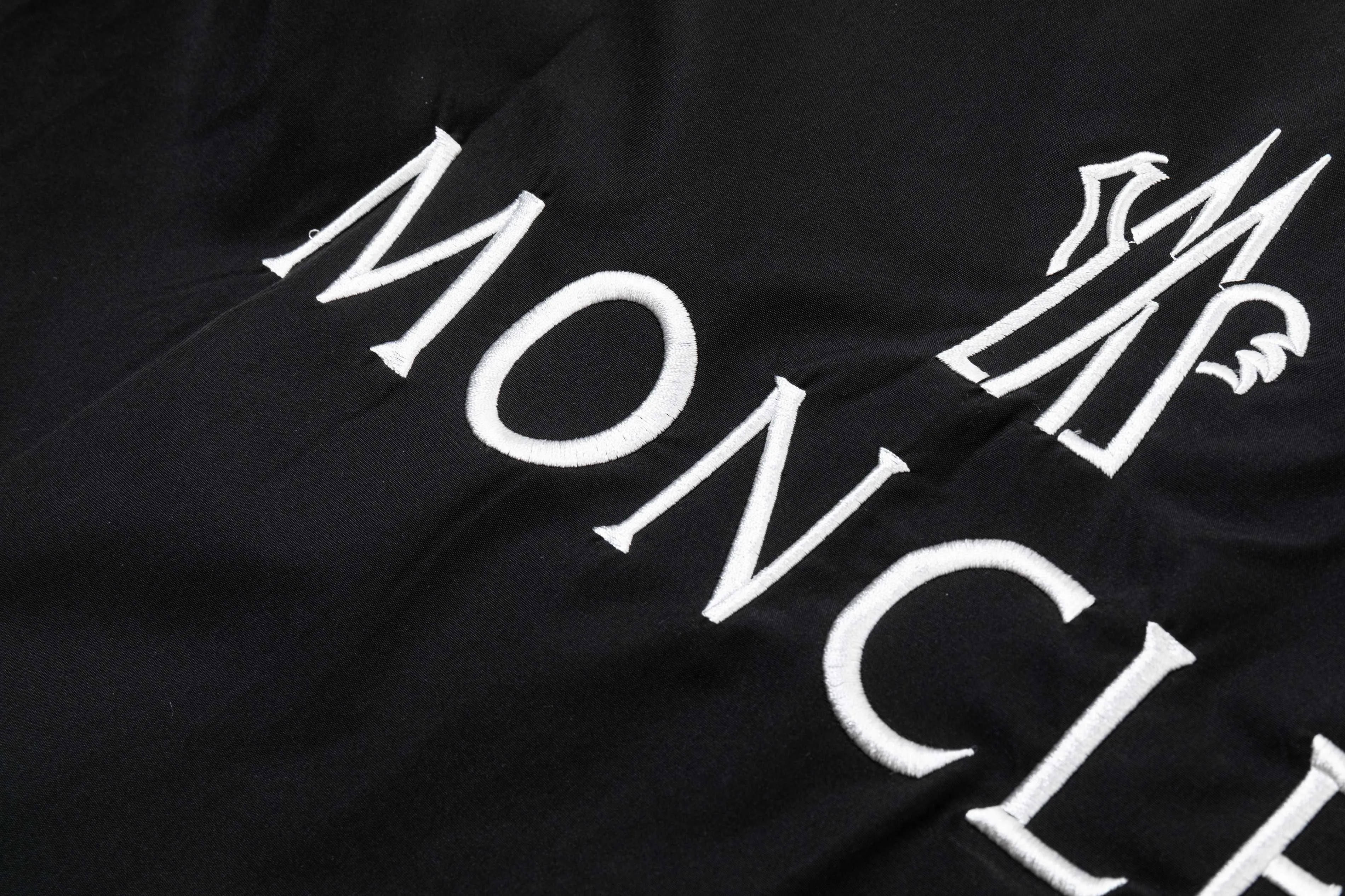 P320 2025 Mouthless MONCLER... New style for autumn and winter Hardware logo. High-quality hooded jacket. Mainly recommended version. Customized fabrics. Higher grade. High-density memory brushed lining. More fashionable and comfortable. High-standard customization. The upper body is very stylish. Classic and versatile. It can be matched with any fashion. The version is super good. It is recommended!  Color: Khaki Black Size: M-4XL